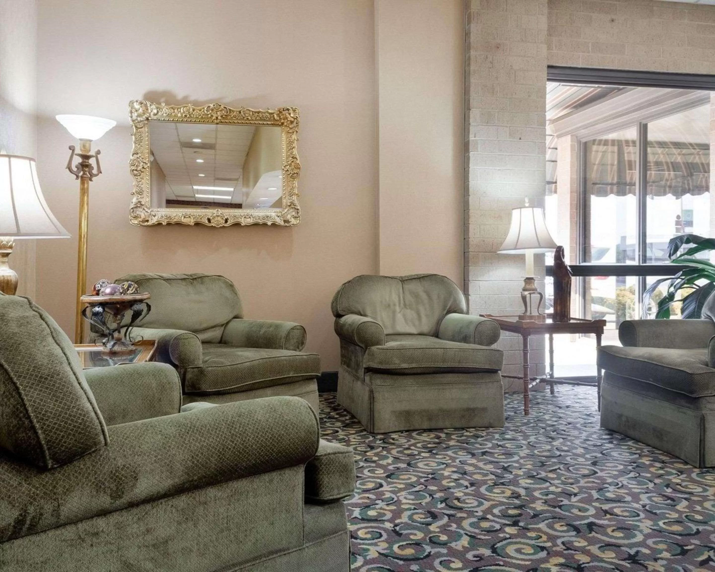 Lobby or reception in Quality Inn Columbus, MS