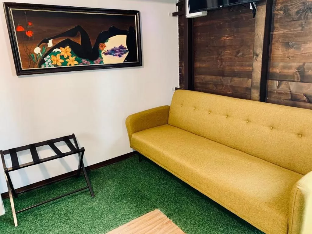 Seating Area in Cosi Priziusi