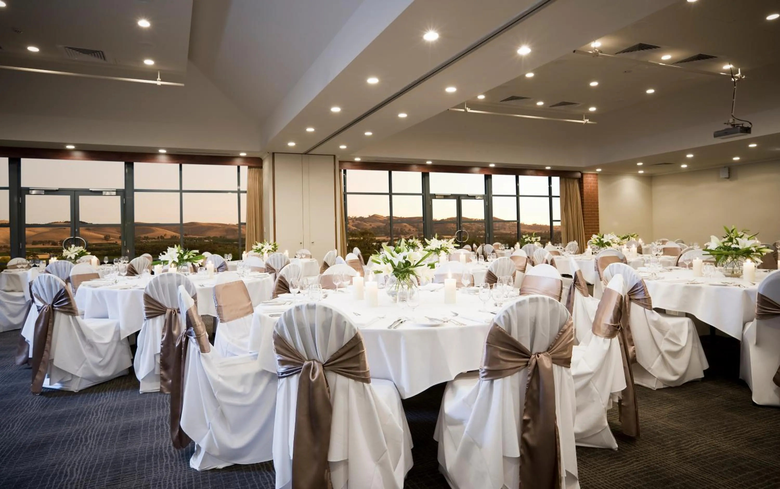 Restaurant/places to eat in Novotel Barossa Valley Resort