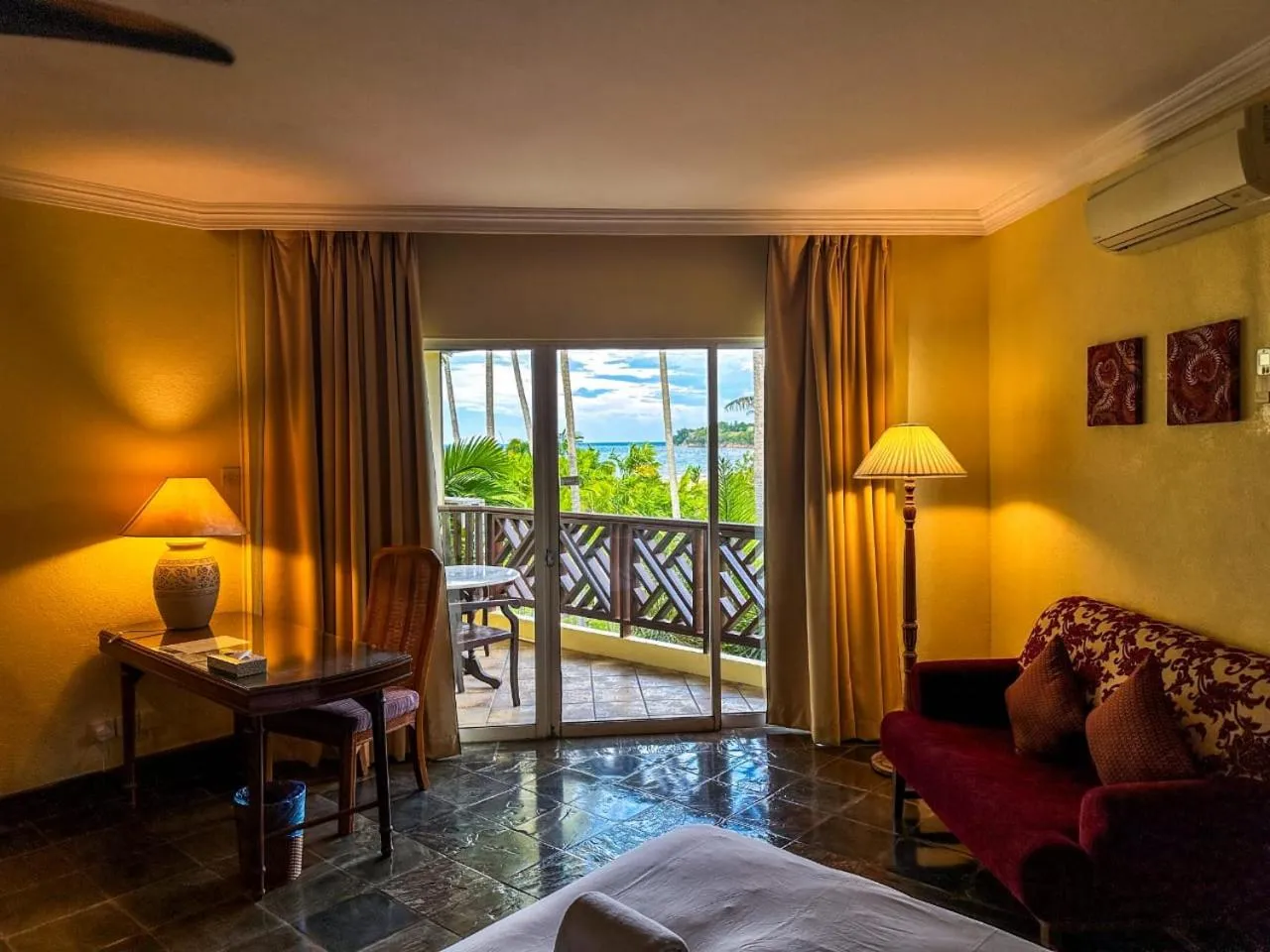 View (from property/room), Bed in Palm Beach Resort & SPA