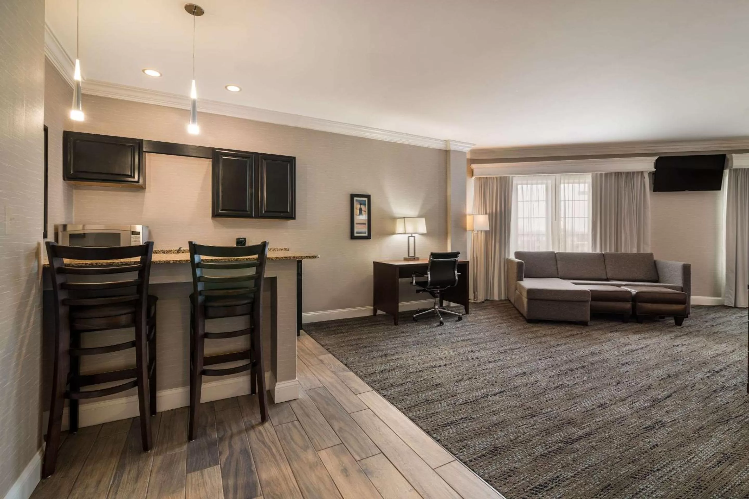 Bedroom in Comfort Inn & Suites Plattsburgh - Morrisonville