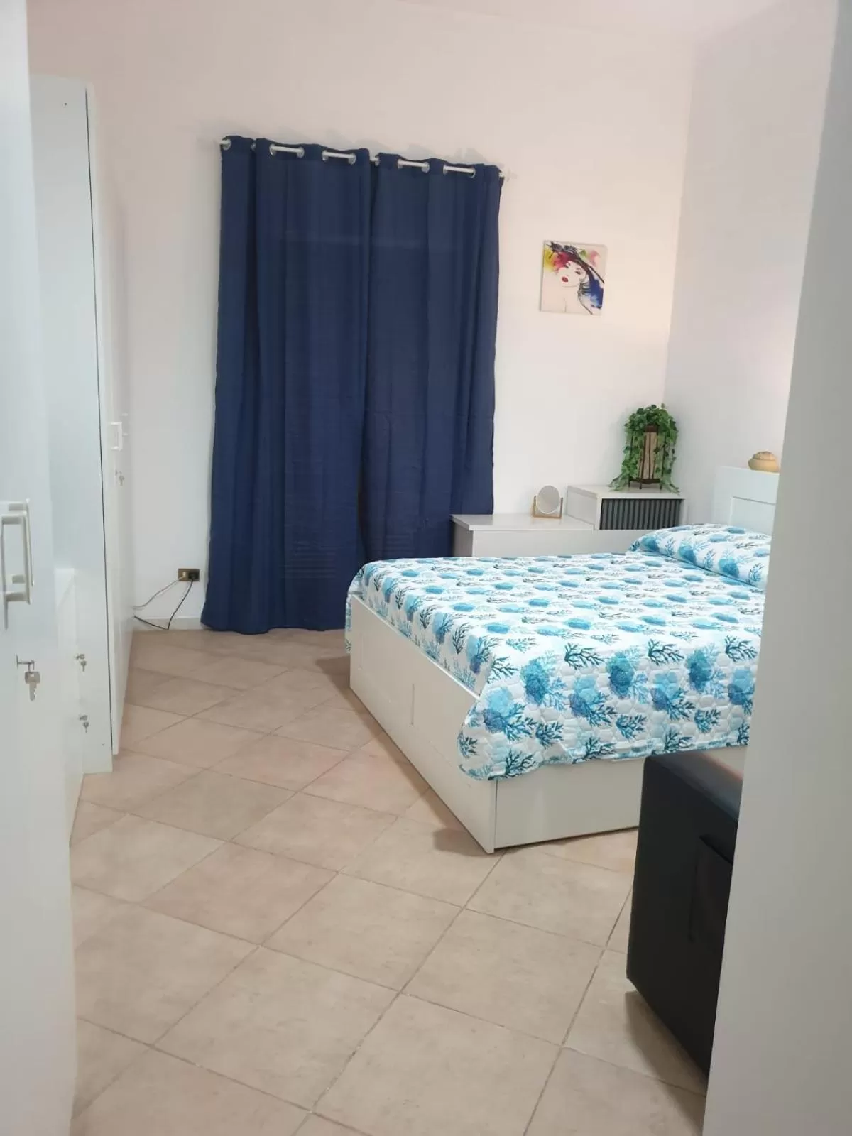 Photo of the whole room, Bed in La Terrazza sul porto