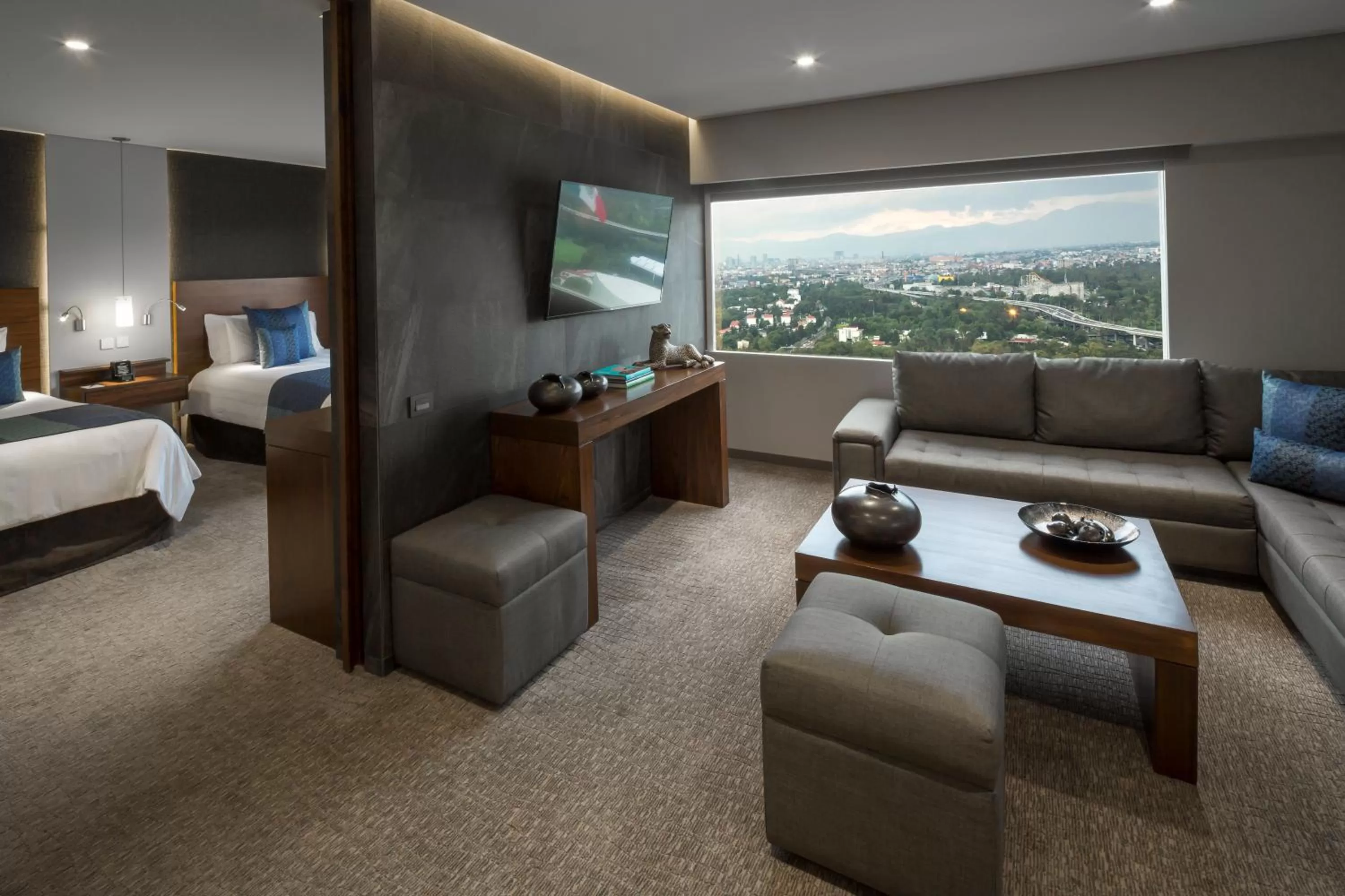 Photo of the whole room, Bed in Presidente InterContinental Mexico City by IHG