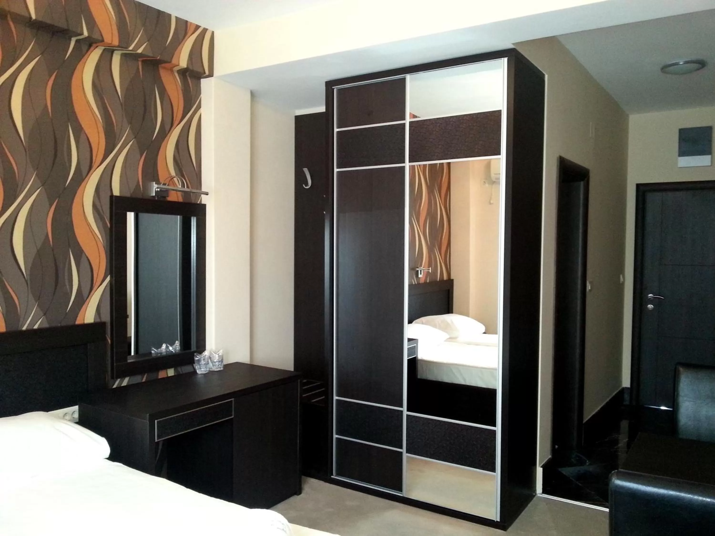 Bed in Hotel Crnogorska Kuća