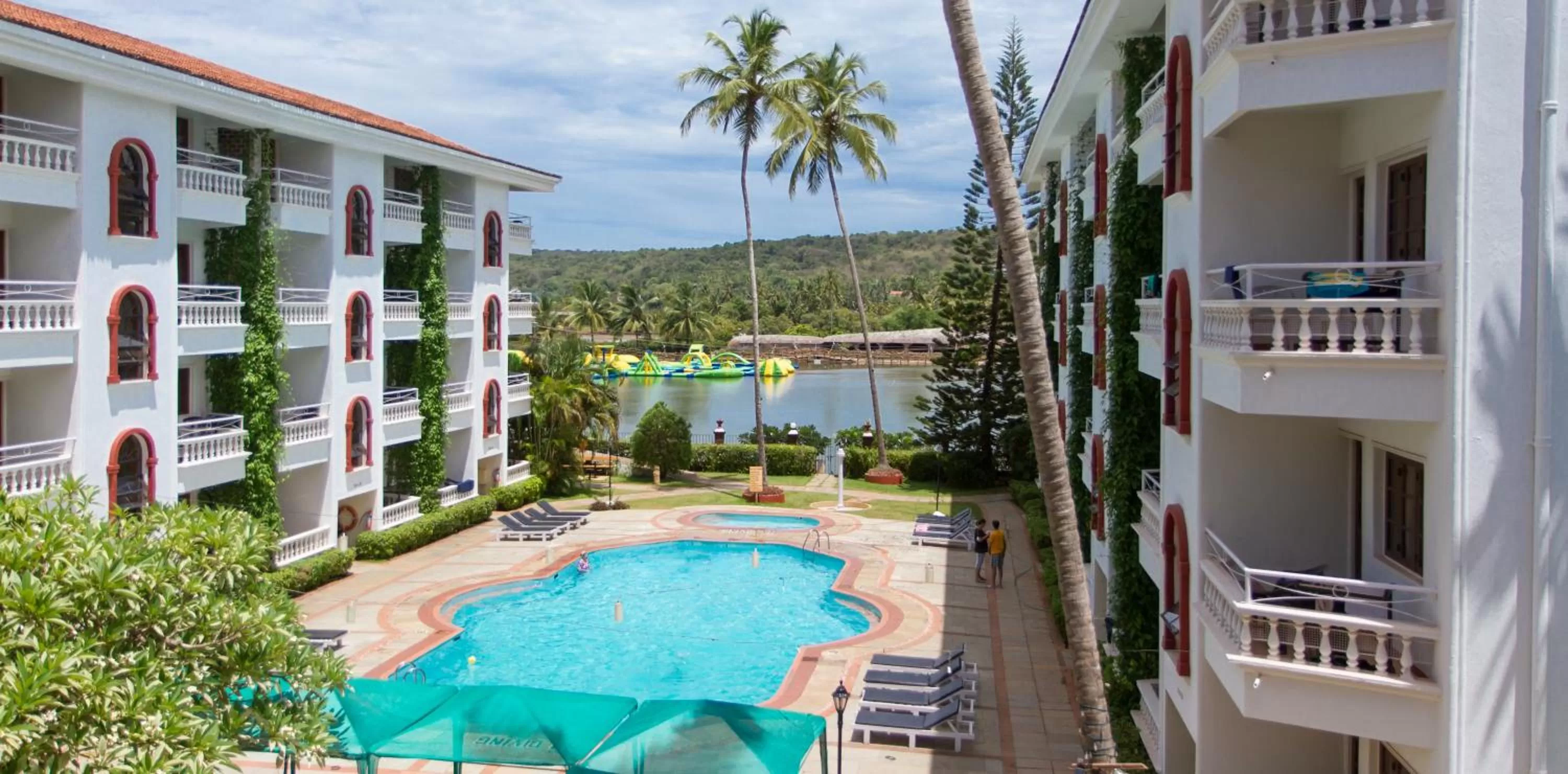 Swimming pool in Resorte Marinha Dourada