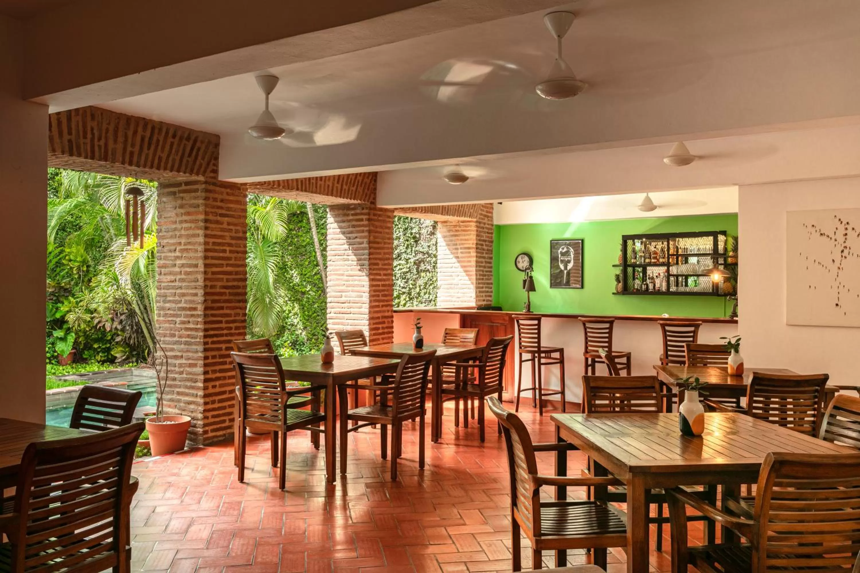 Restaurant/Places to Eat in Hotel Villa Colonial