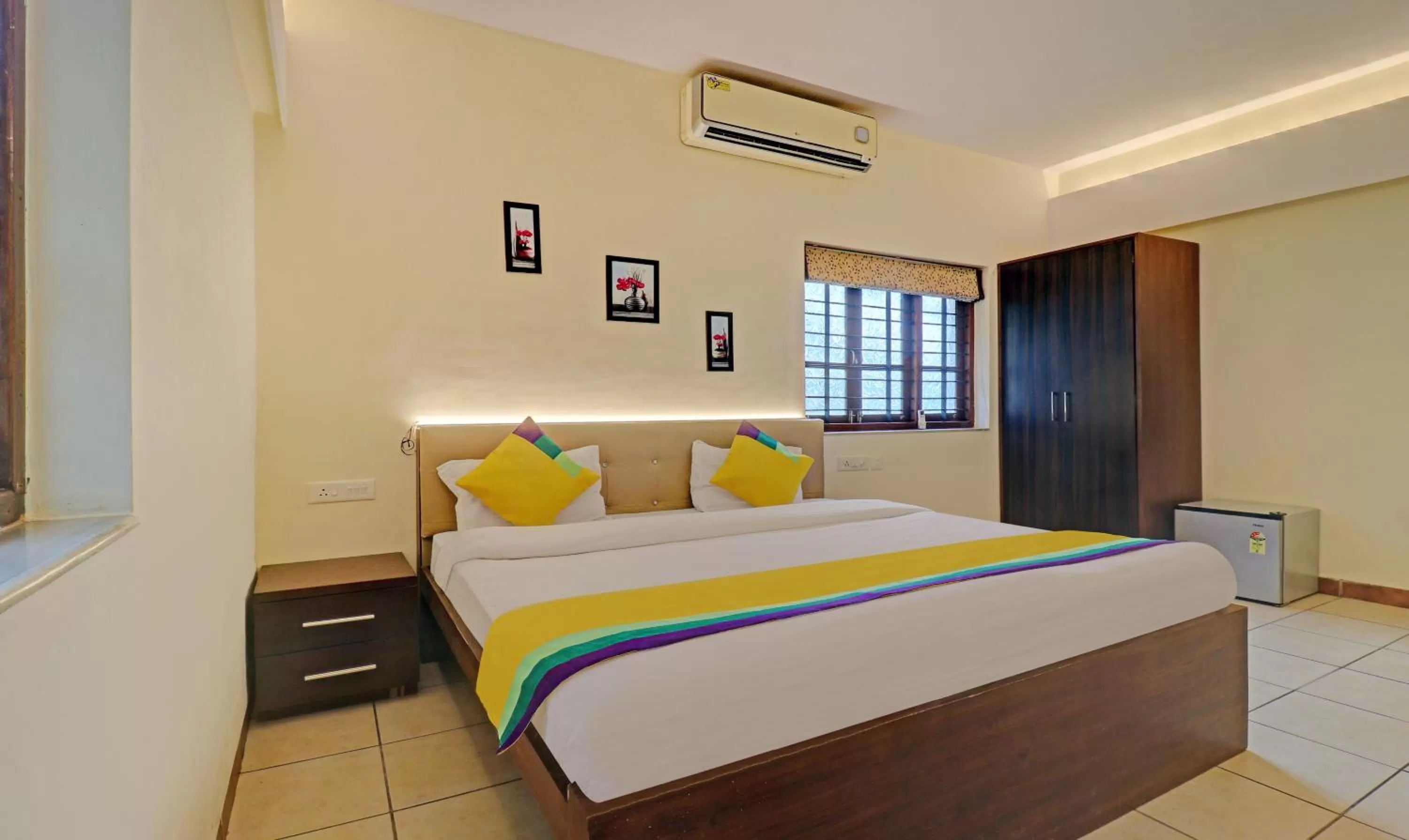 Bedroom, Bed in Itsy Hotels Vailankanni Natures Inn