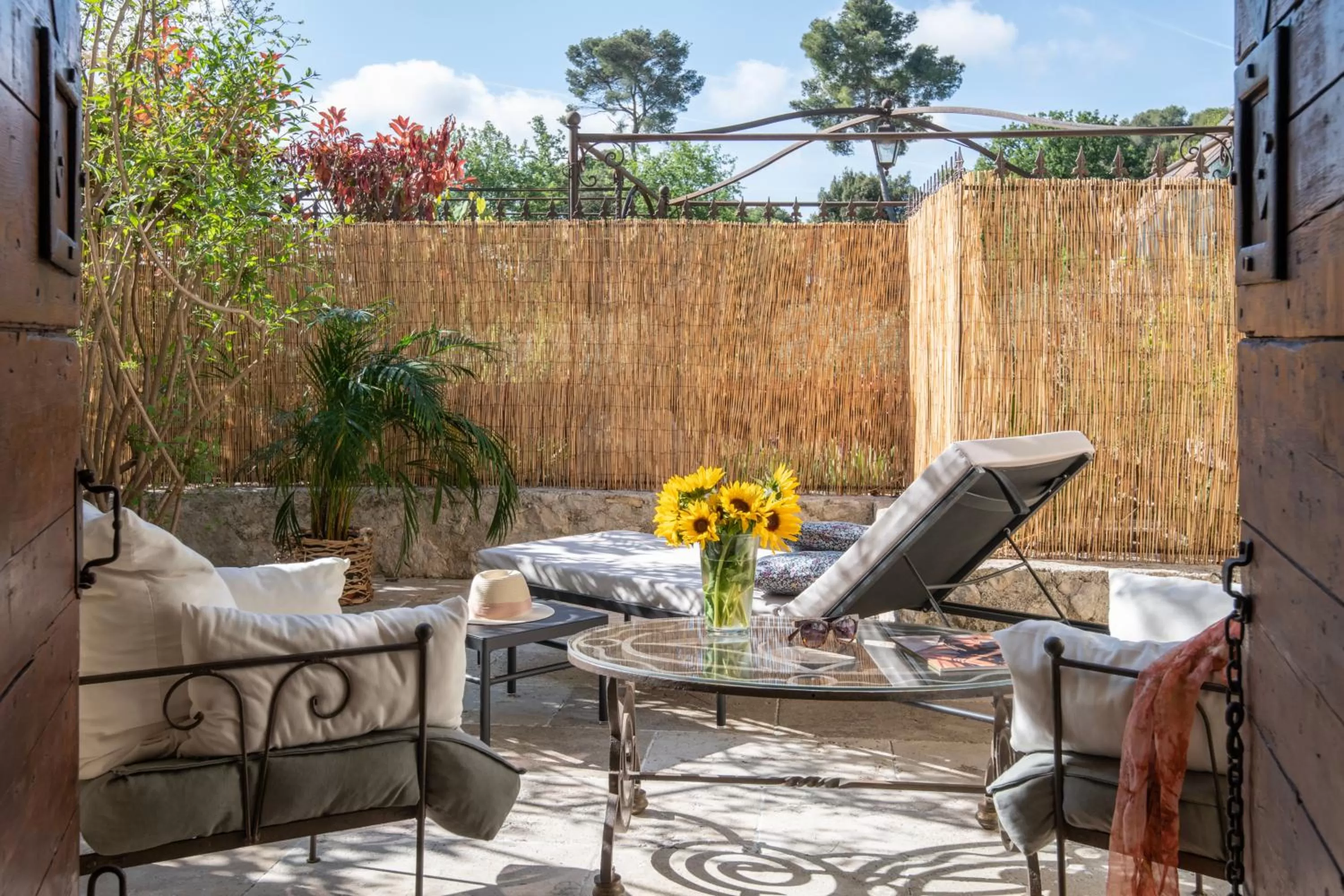 Balcony/Terrace in Hotel Les Messugues