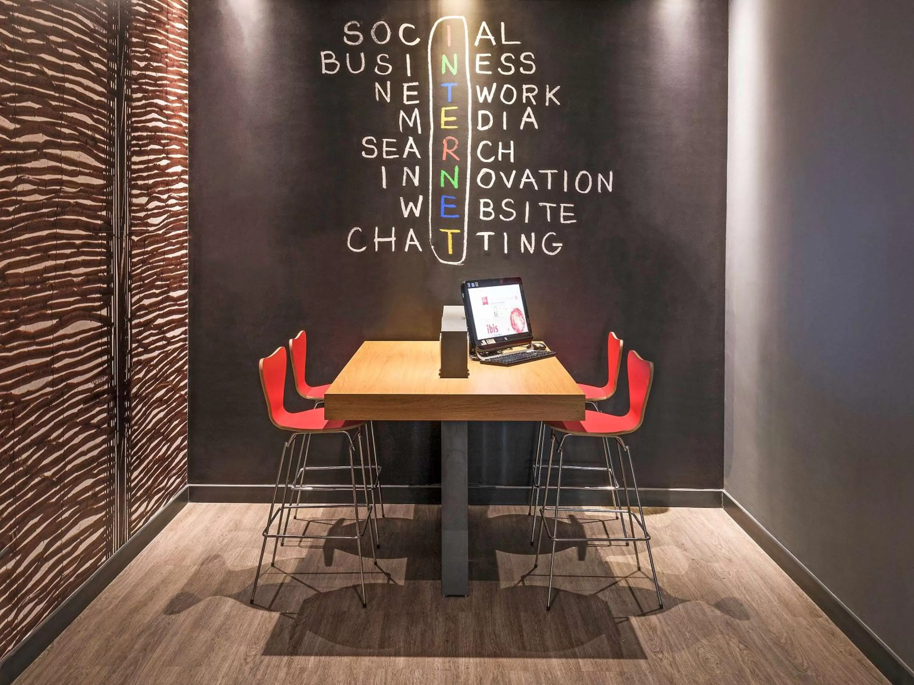 On site in ibis Tambore