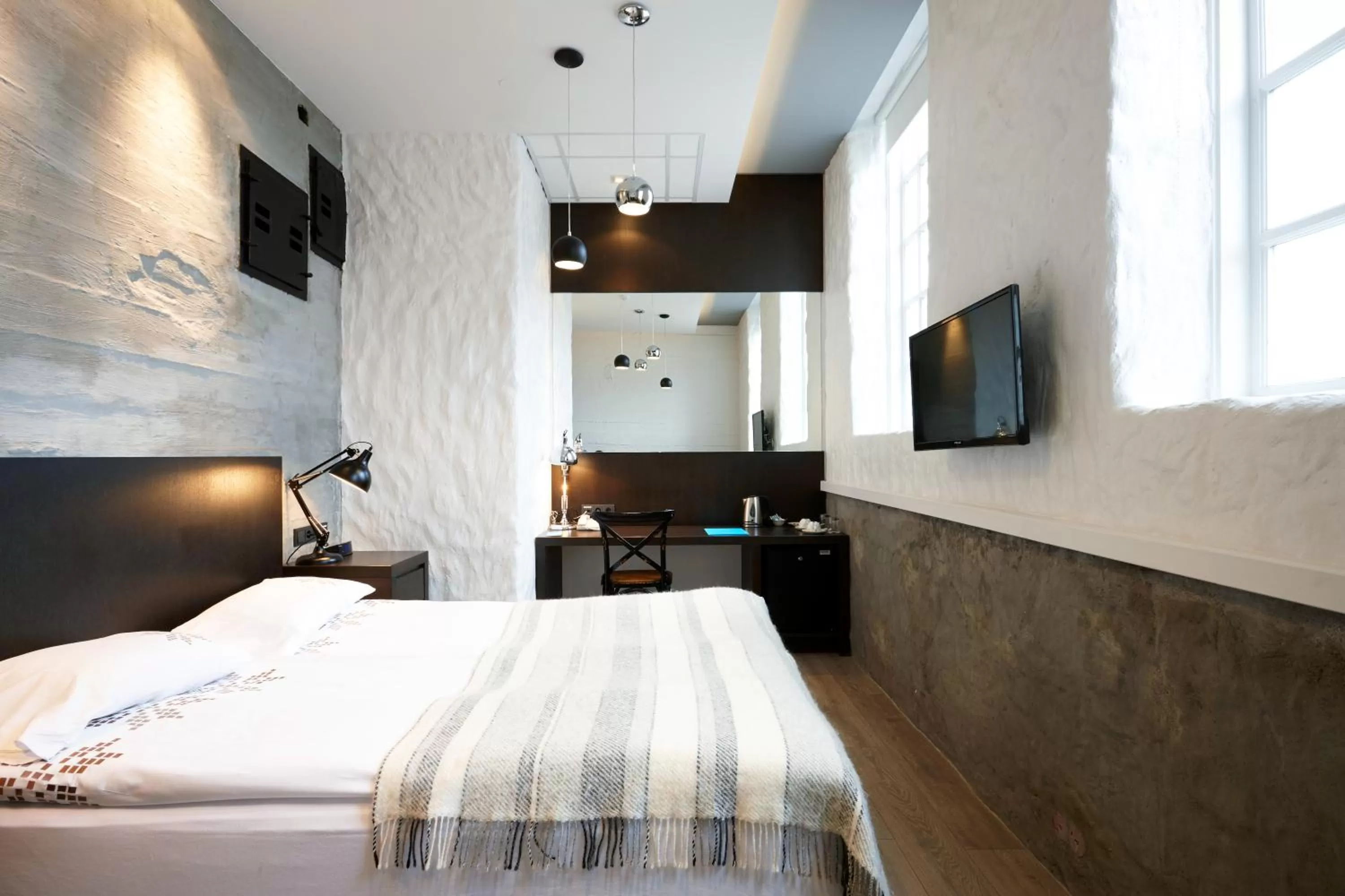 Bedroom, Bed in Fosshotel Rauðará