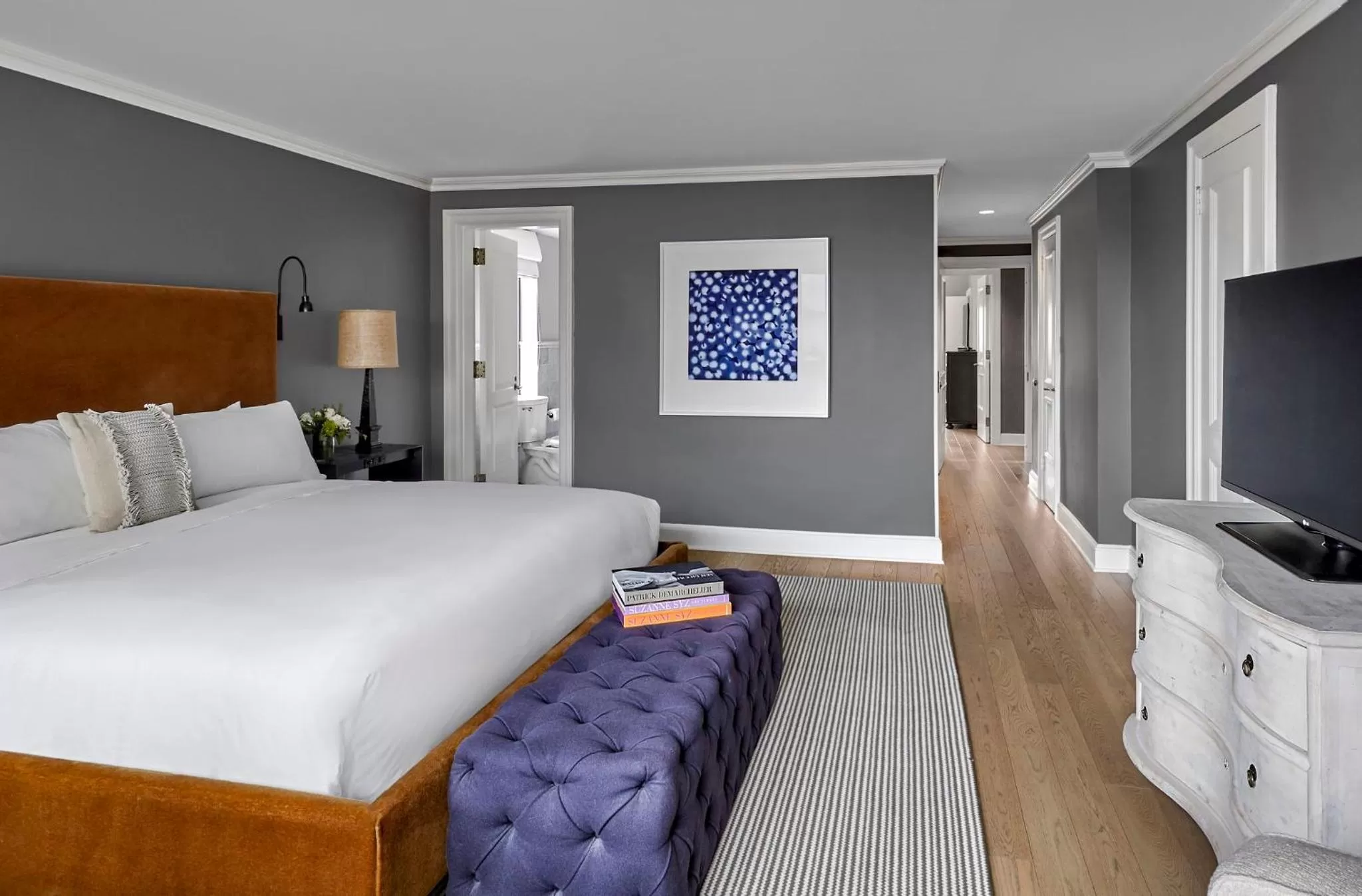 Decorative detail, Bed in Loews Regency New York Hotel