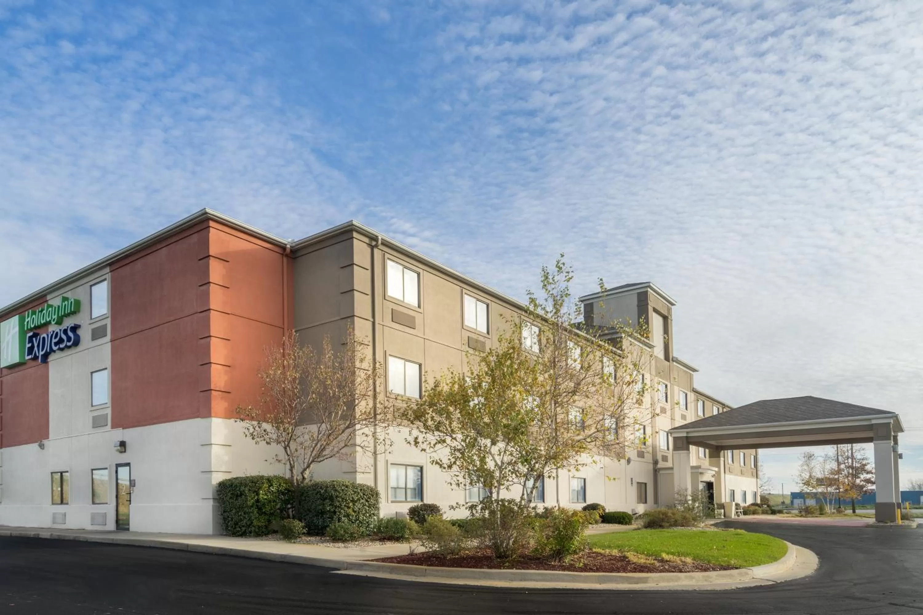 Property building in Holiday Inn Express Hotel Howe / Sturgis by IHG