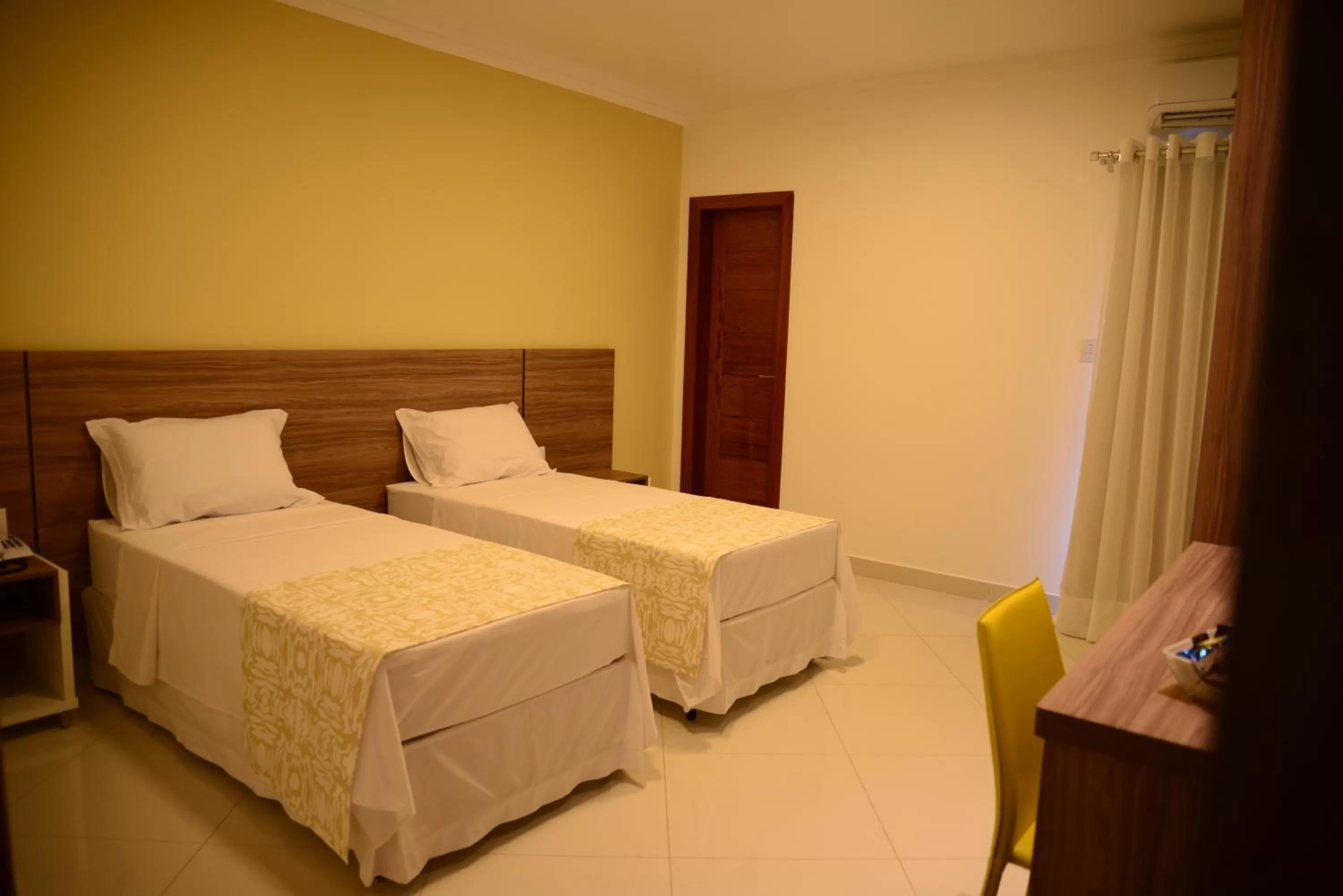 Bed in Granterrara Hotel