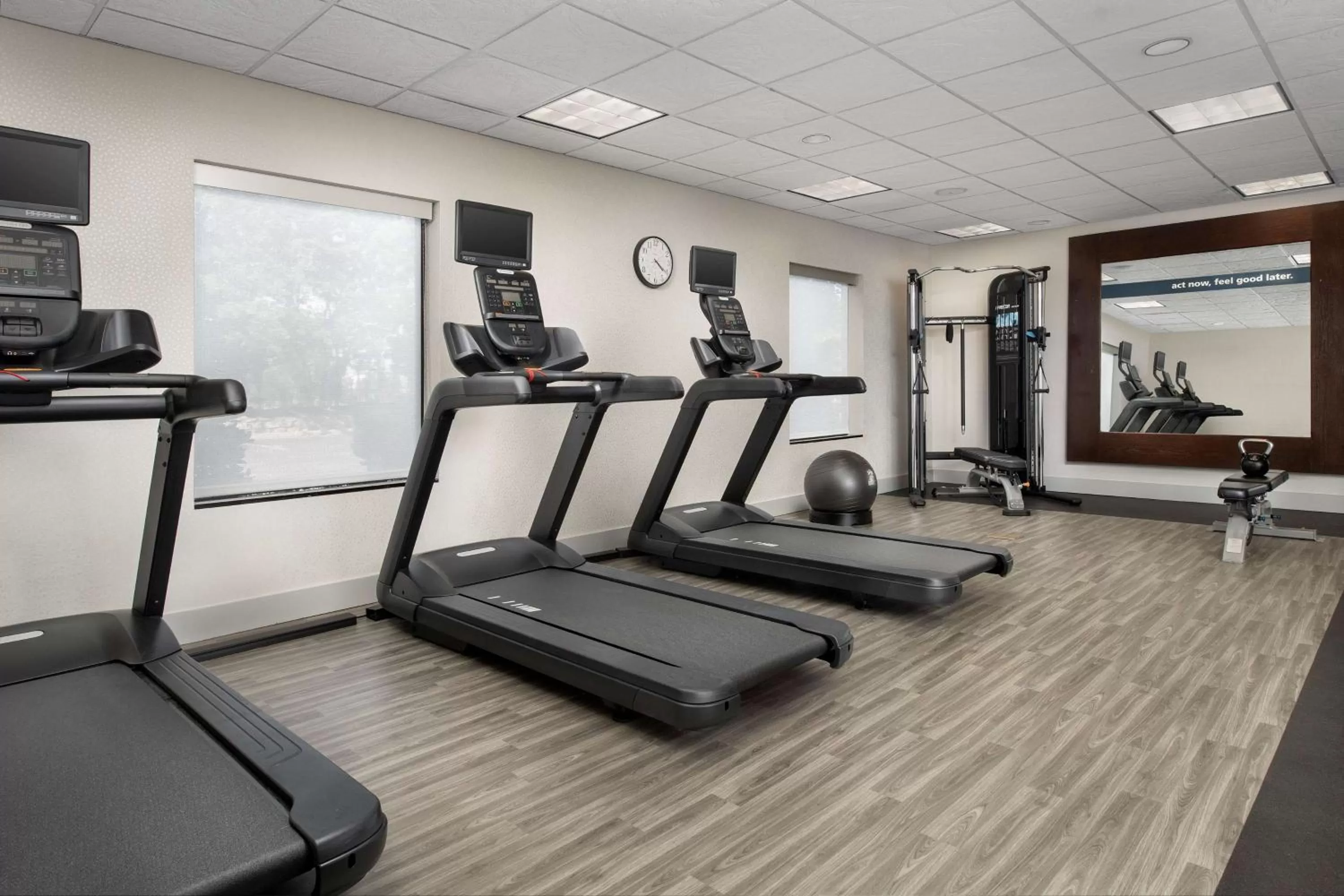 Fitness centre/facilities in Hampton Inn Duncan