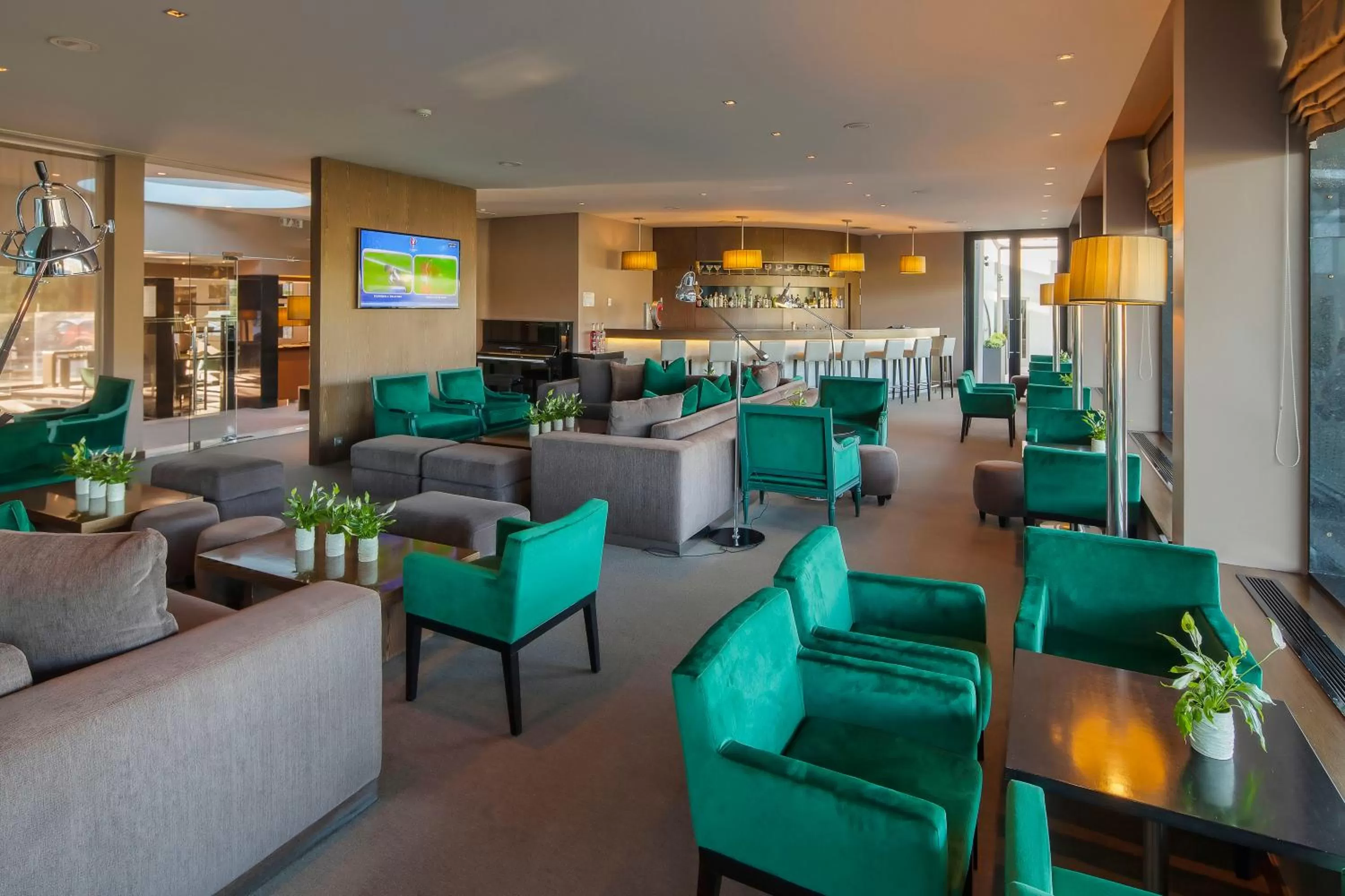 Lounge or bar in Cidnay Santo Tirso - Charming Hotel & Executive Center