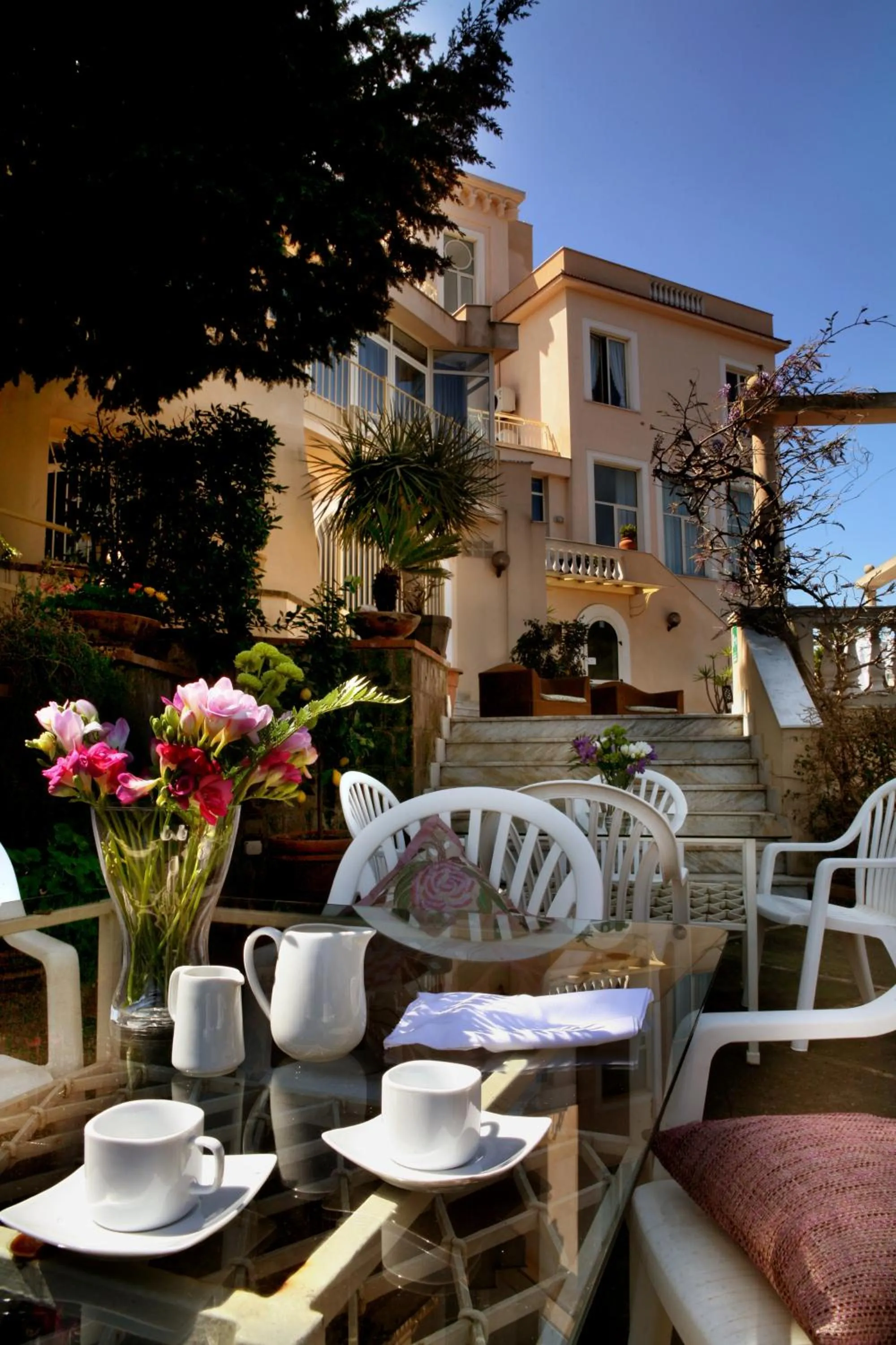 Facade/entrance in Hotel Miramare