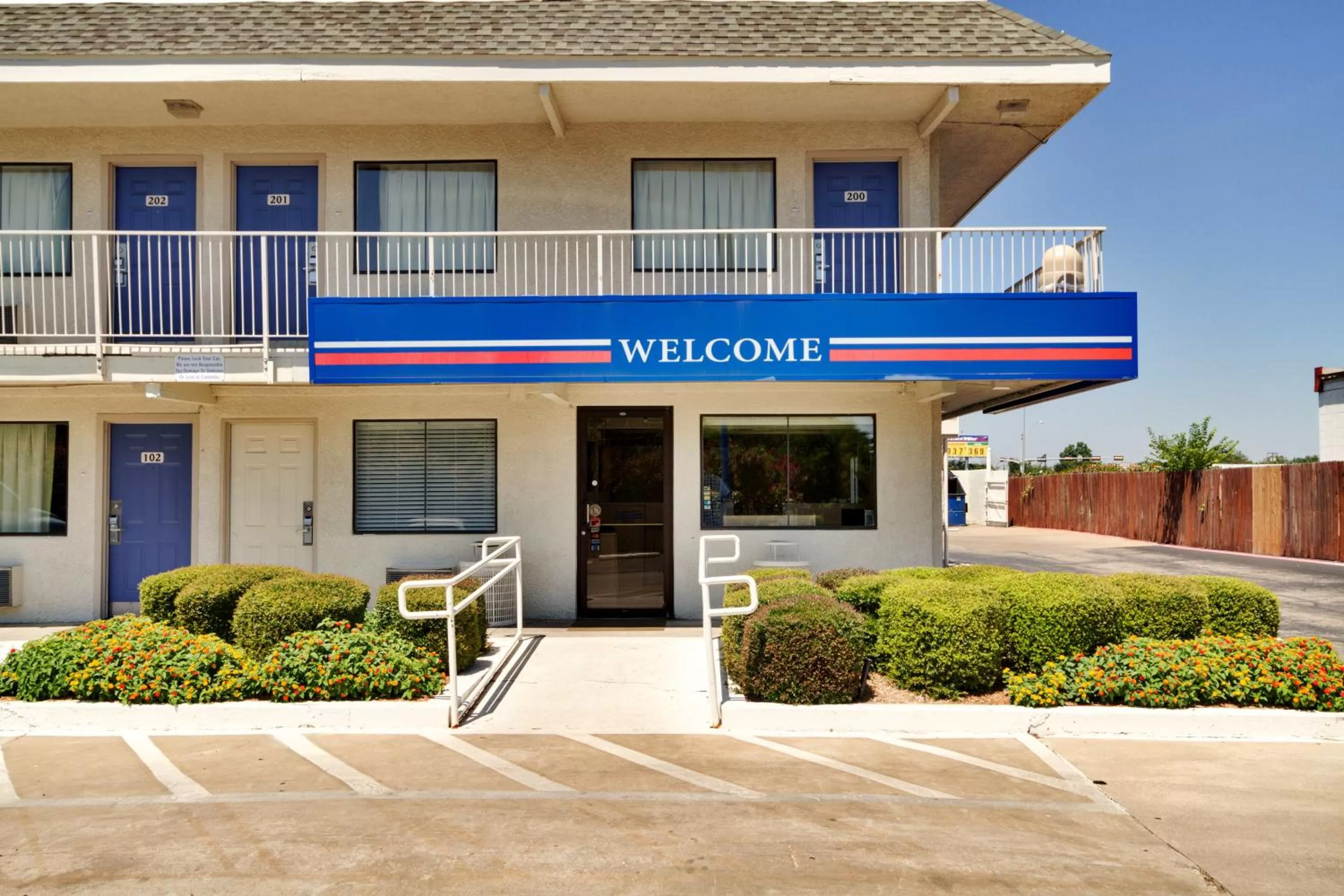 Facade/entrance in Motel 6-Irving, TX - Dallas