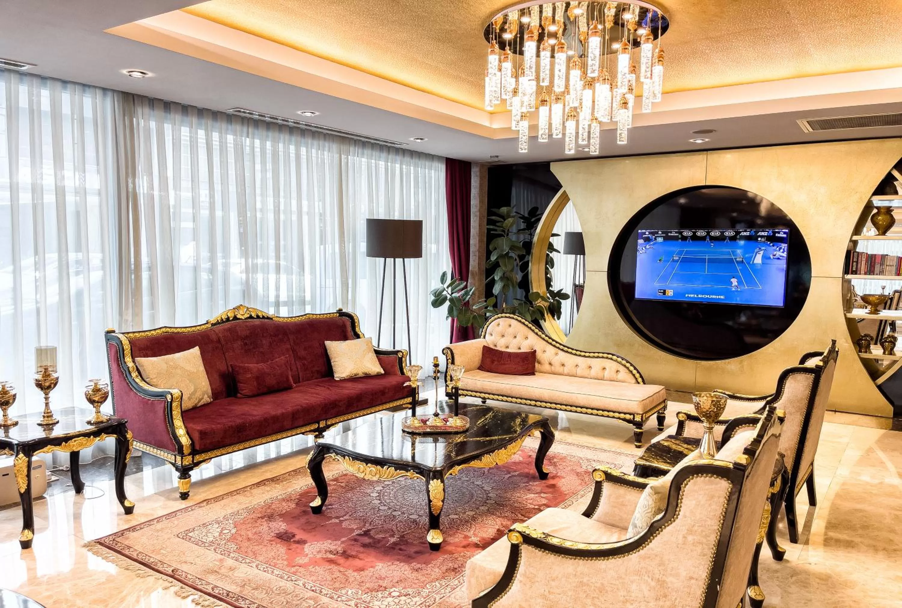 Communal lounge/ TV room in The Conforium Hotel İstanbul