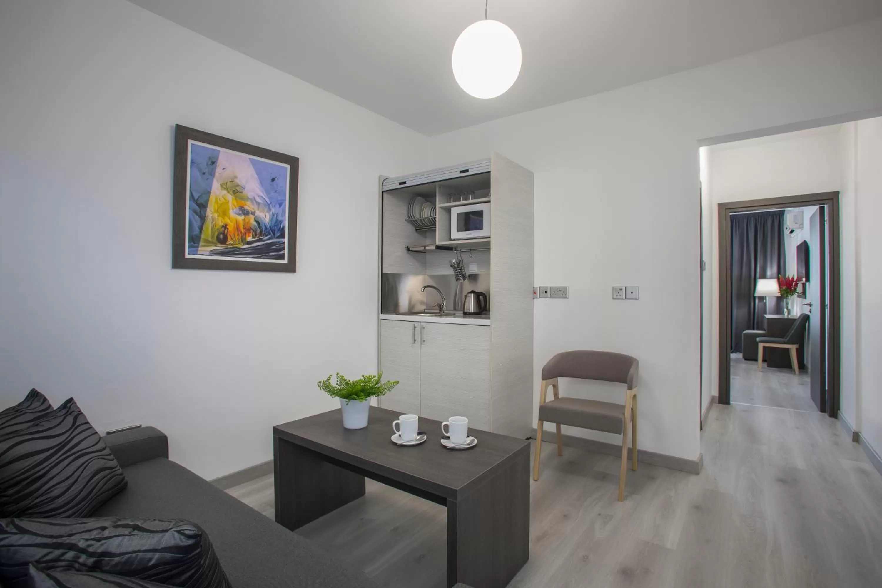 Kitchen or kitchenette in Blazer Residence