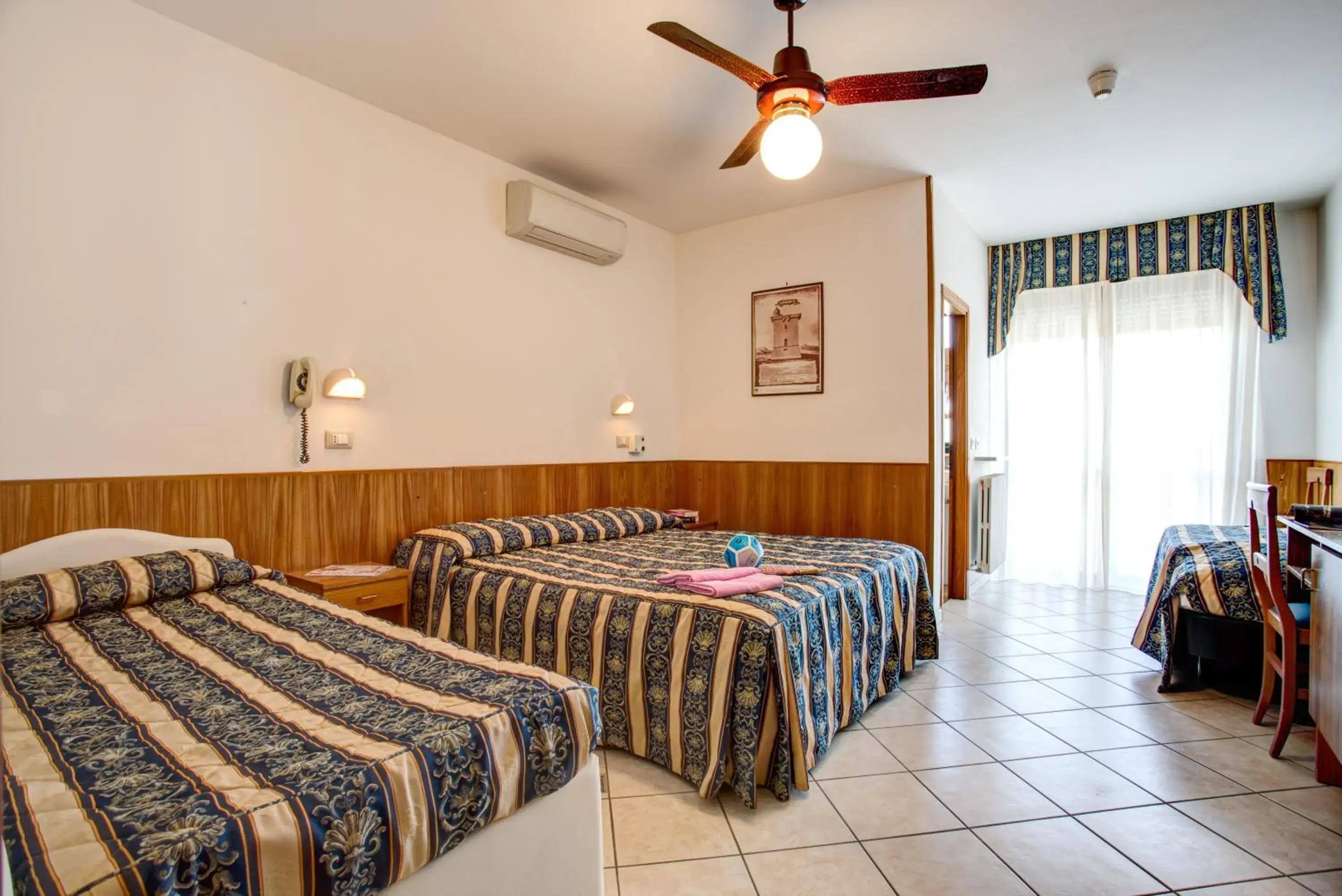 Standard Family Room in Hotel Genzianella Standard Family Room in Hotel Genzianella