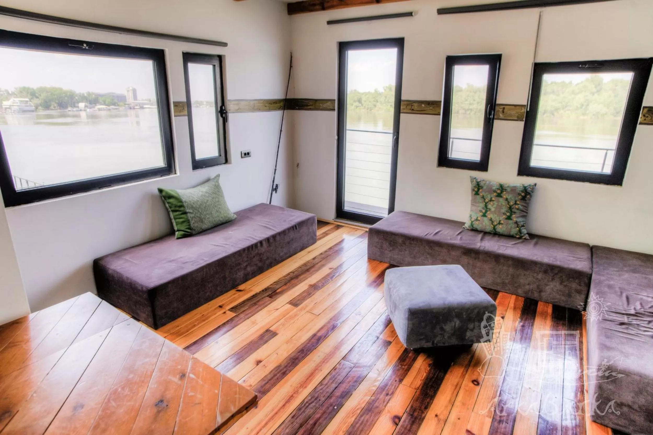 Spring, Bed in ArkaBarka 2- Floating Dream Rooms and Apartments