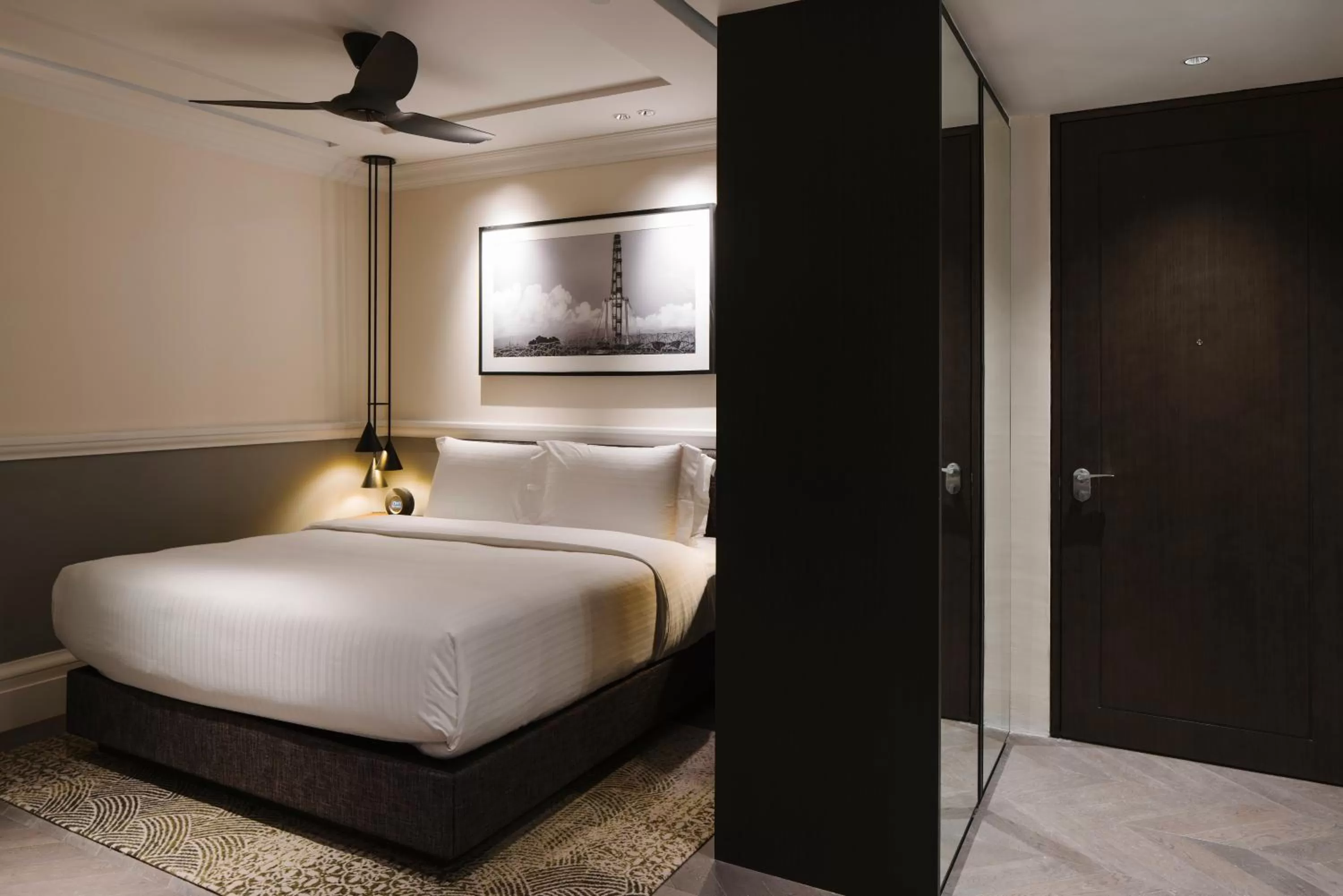 Bed in Grand Park City Hall