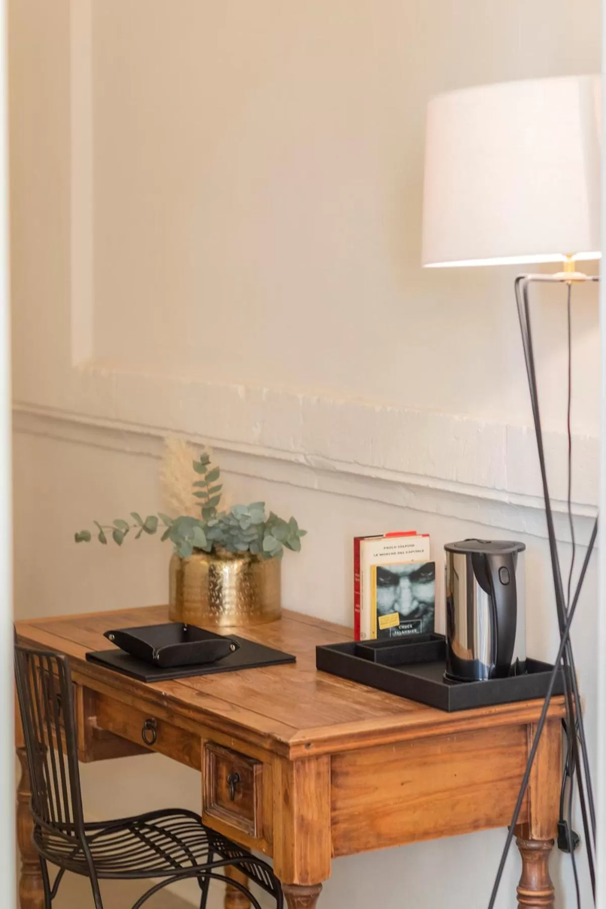 Decorative detail in Chiostro dei Domenicani - Dimora Storica