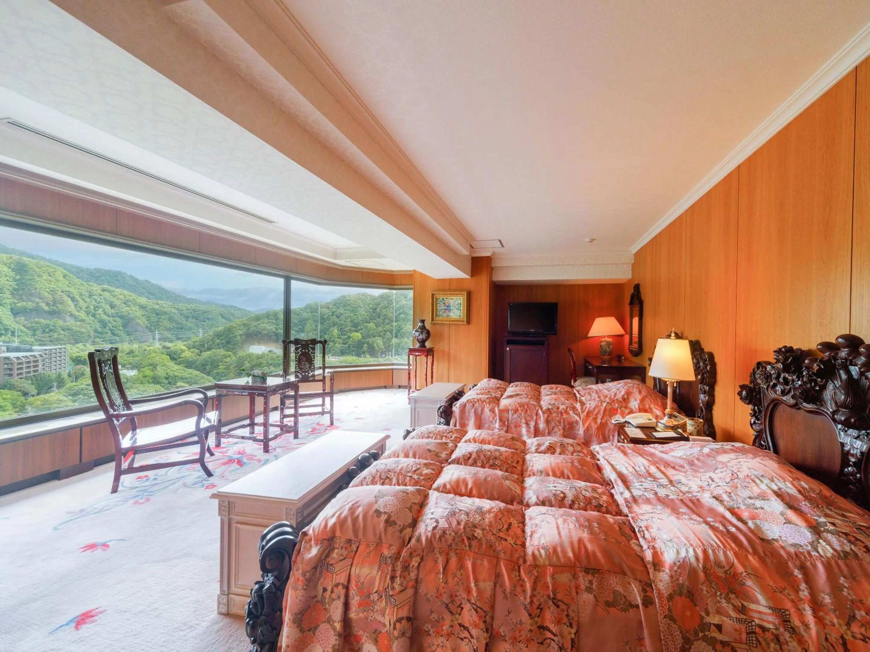 Living room, Bed in Jozankei View Hotel