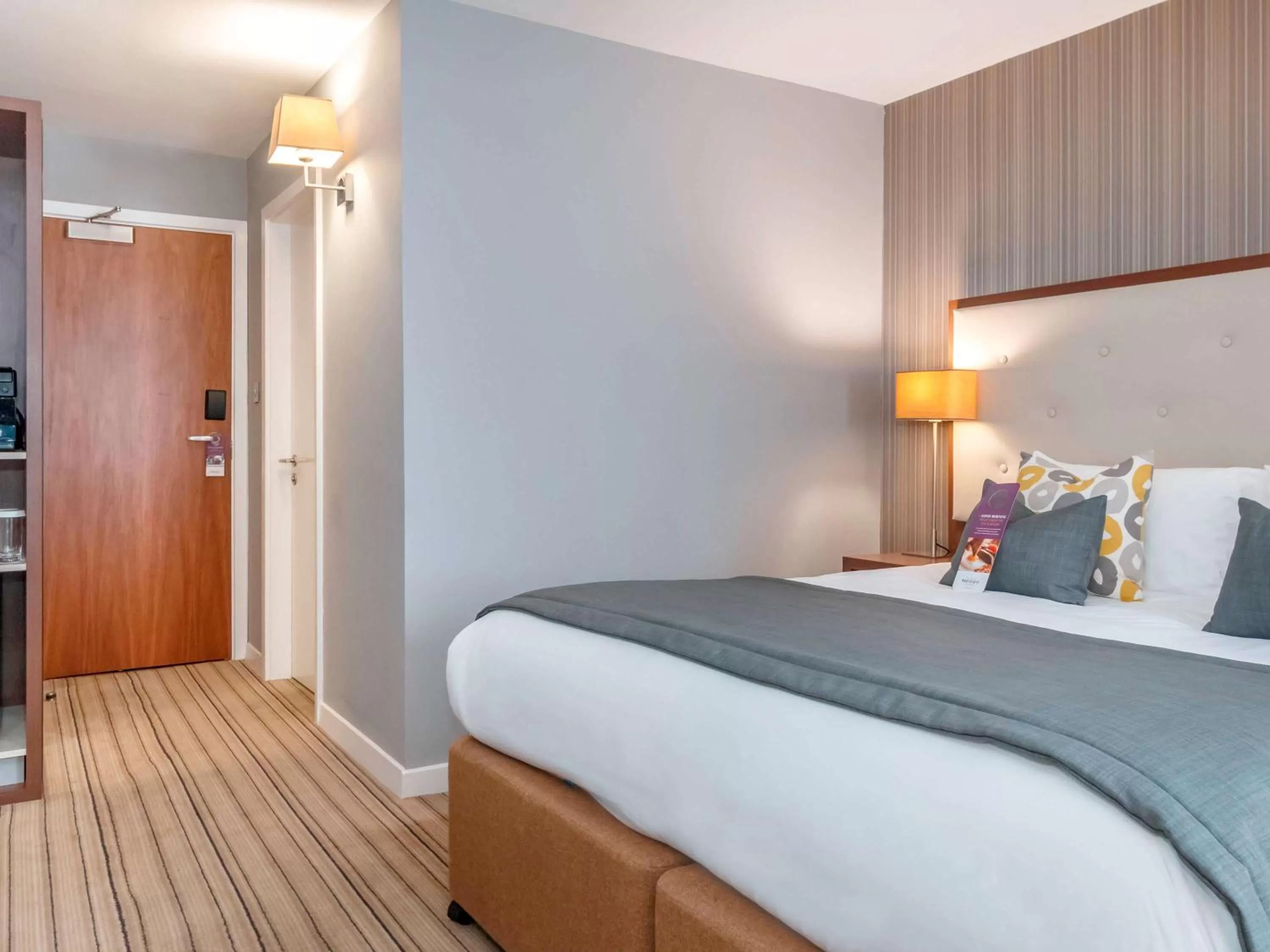 Photo of the whole room, Bed in Garner Hotel Preston Samlesbury by IHG