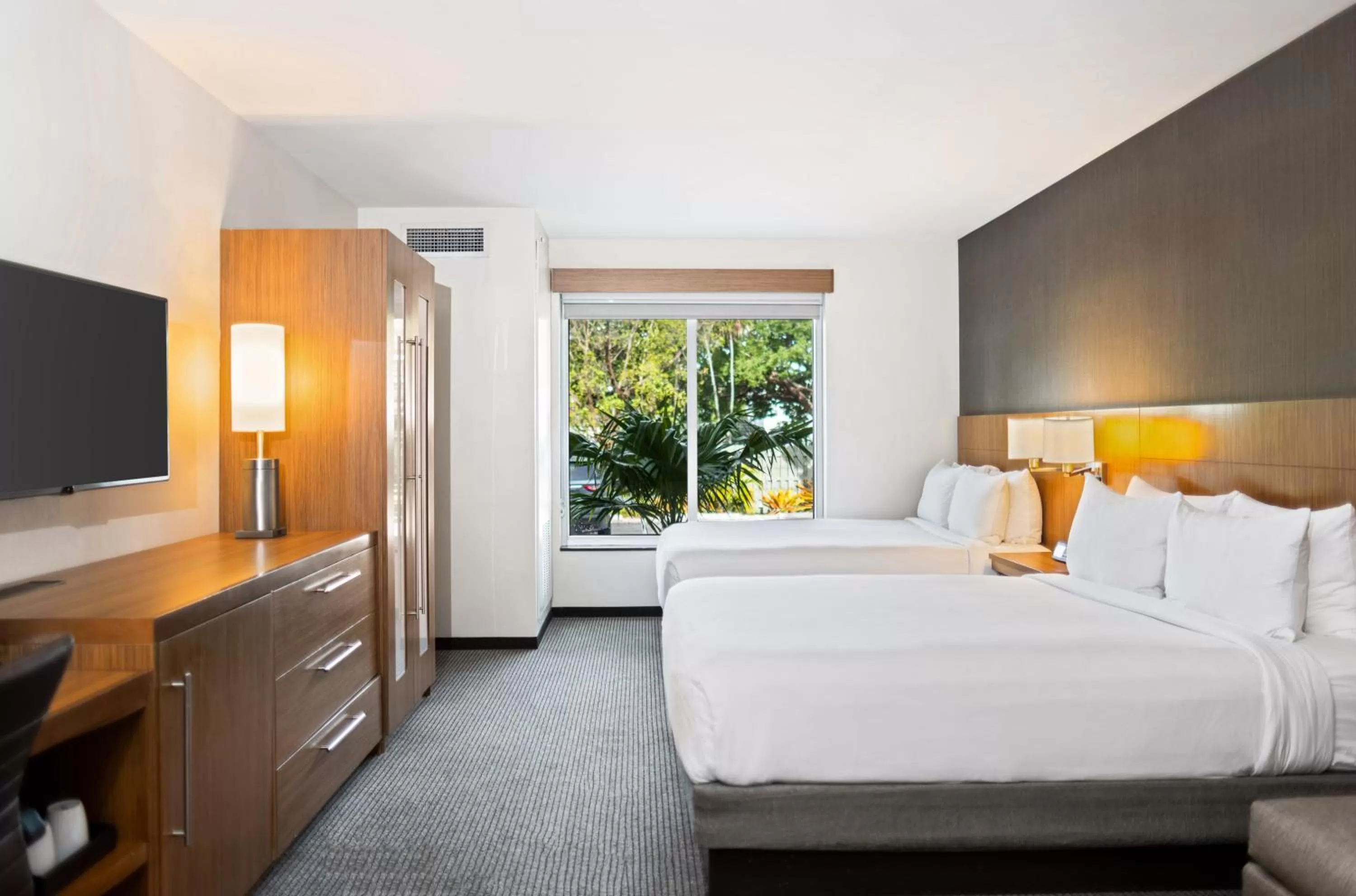 Queen Room with Two Queen Beds - Disability Access in Faro Blanco Resort & Yacht Club Marathon, Curio by Hilton