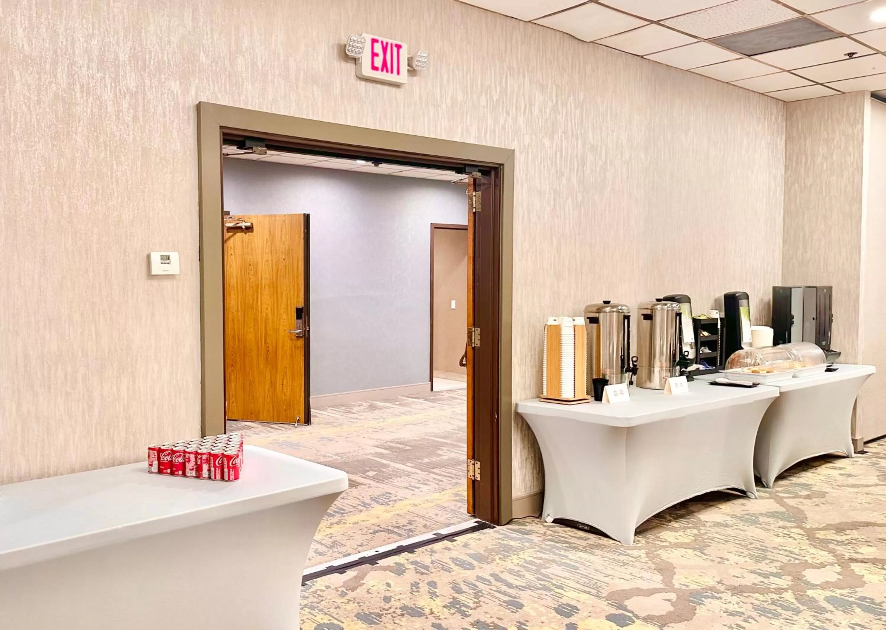 Banquet/Function facilities in Lincoln Hotel Monterey Park Los Angeles