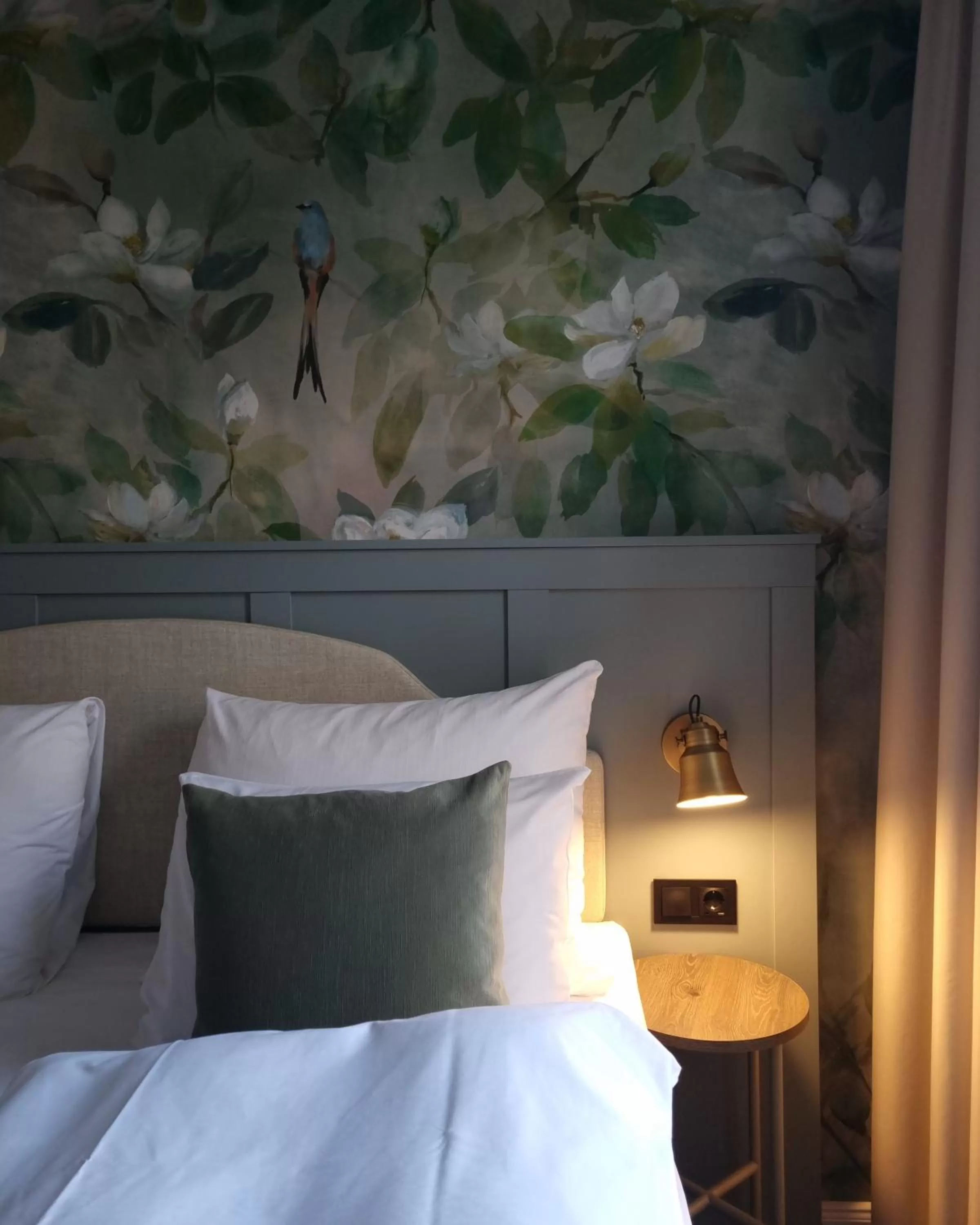 Decorative detail, Bed in Home Hotel Gabelshus