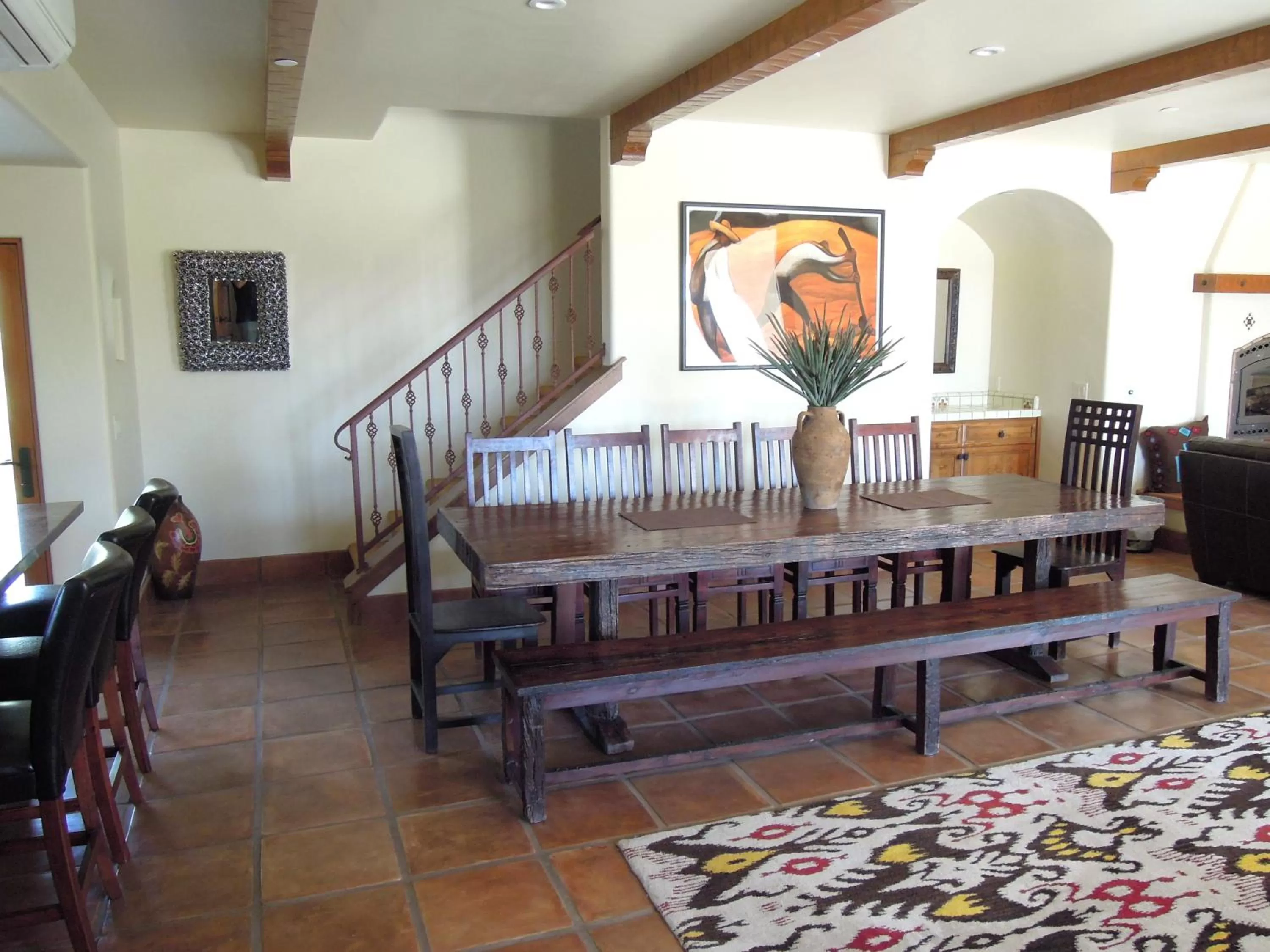 Coffee/tea facilities, Seating Area in Croad Vineyards - The Inn