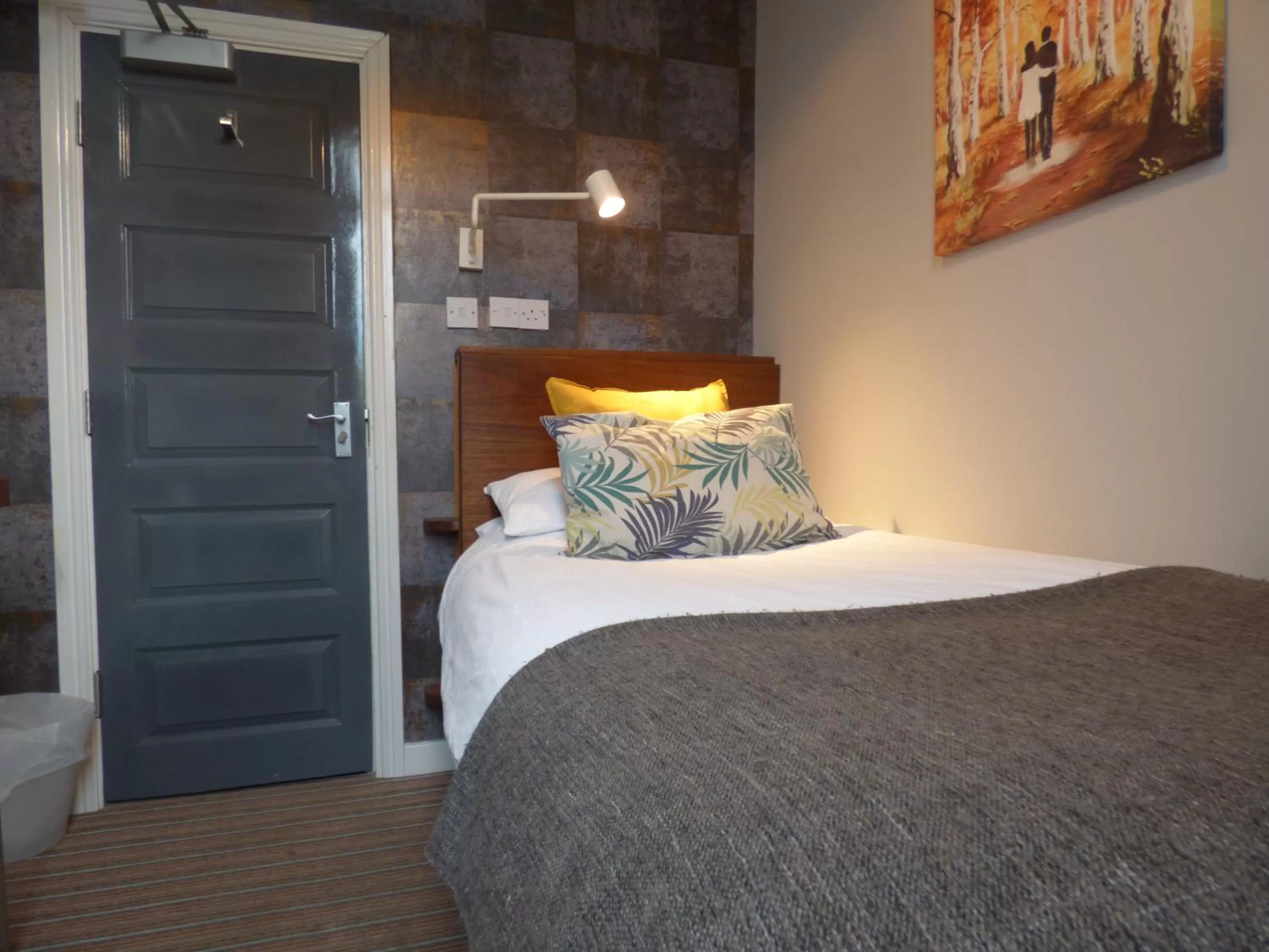 Bedroom in Wheldale Hotel