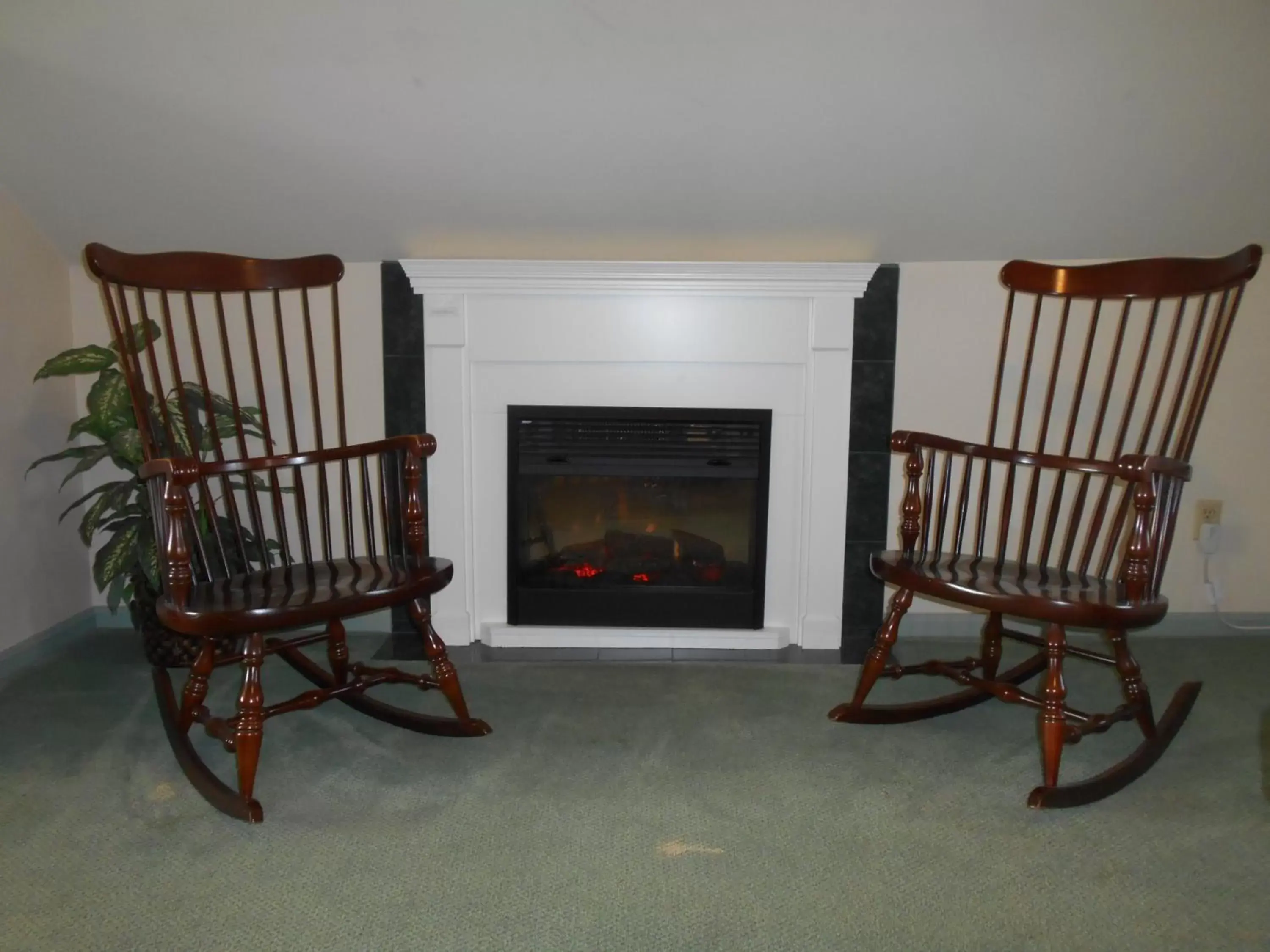 Queen Suite with Spa Bath in West Ridge Bed & Breakfast Queen Suite with Spa Bath in West Ridge Bed & Breakfast