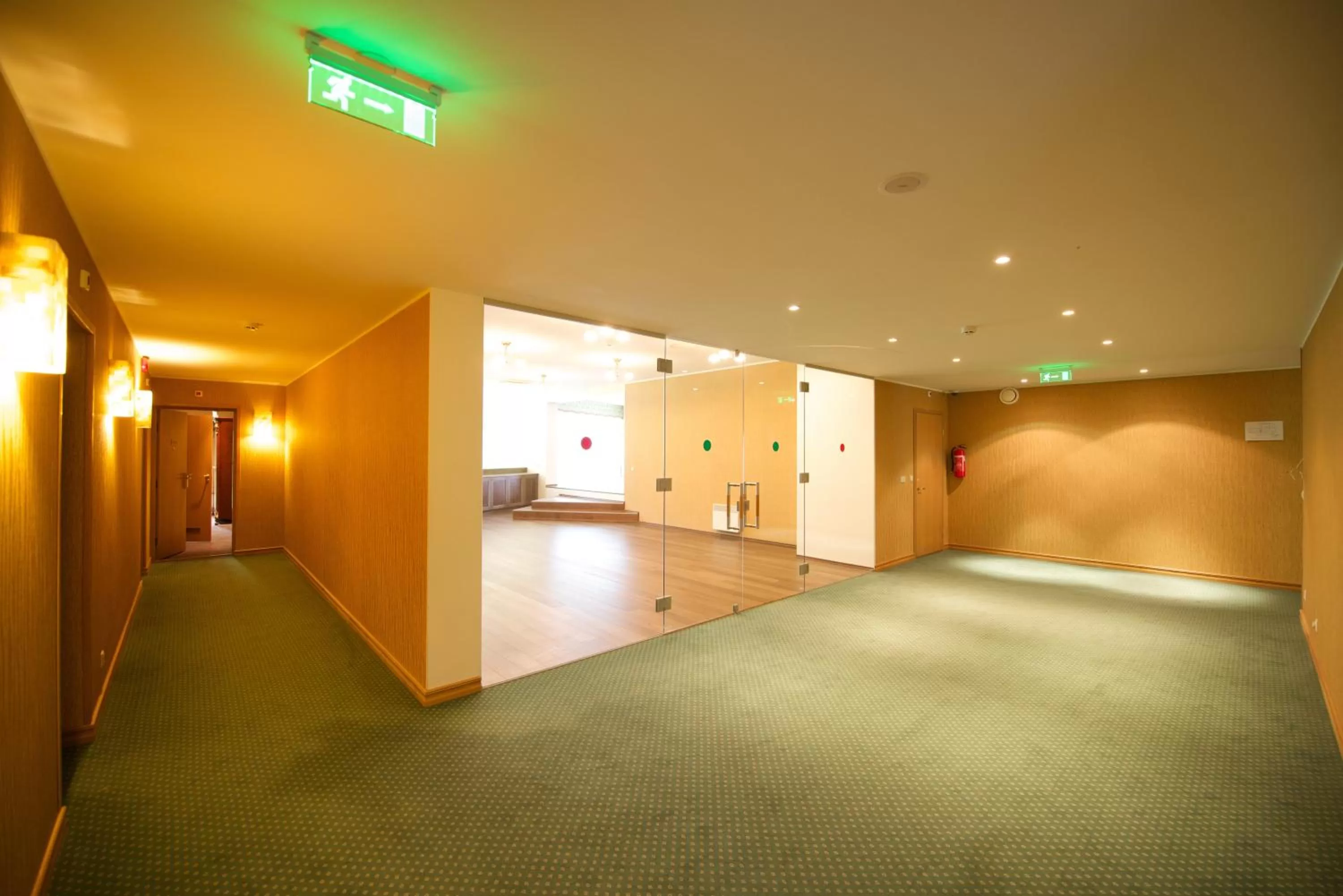 Business facilities, Lobby/Reception in Villa Hotel Theresa