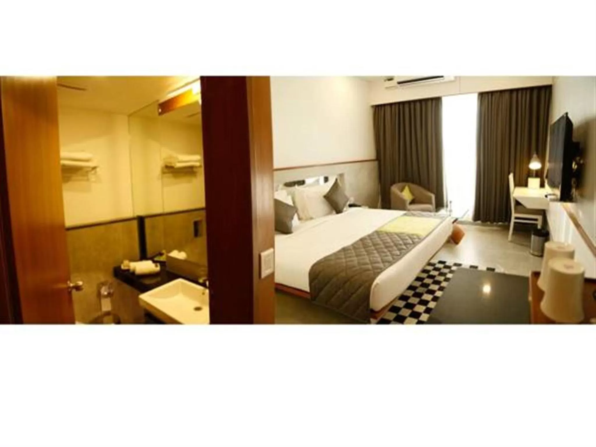 Bedroom, Bed in Shivas Gateway