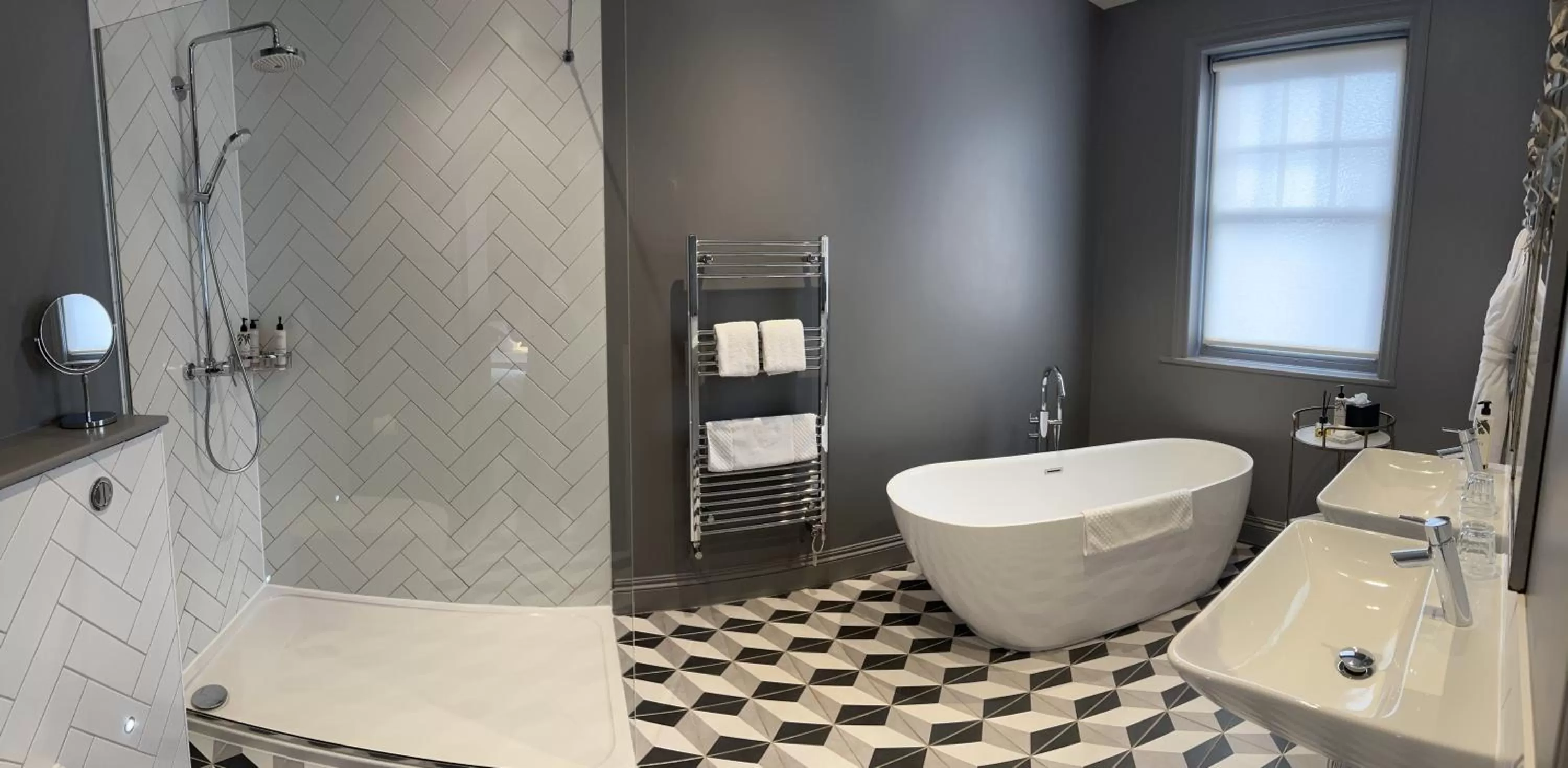 Bedroom in The Ginger Pig