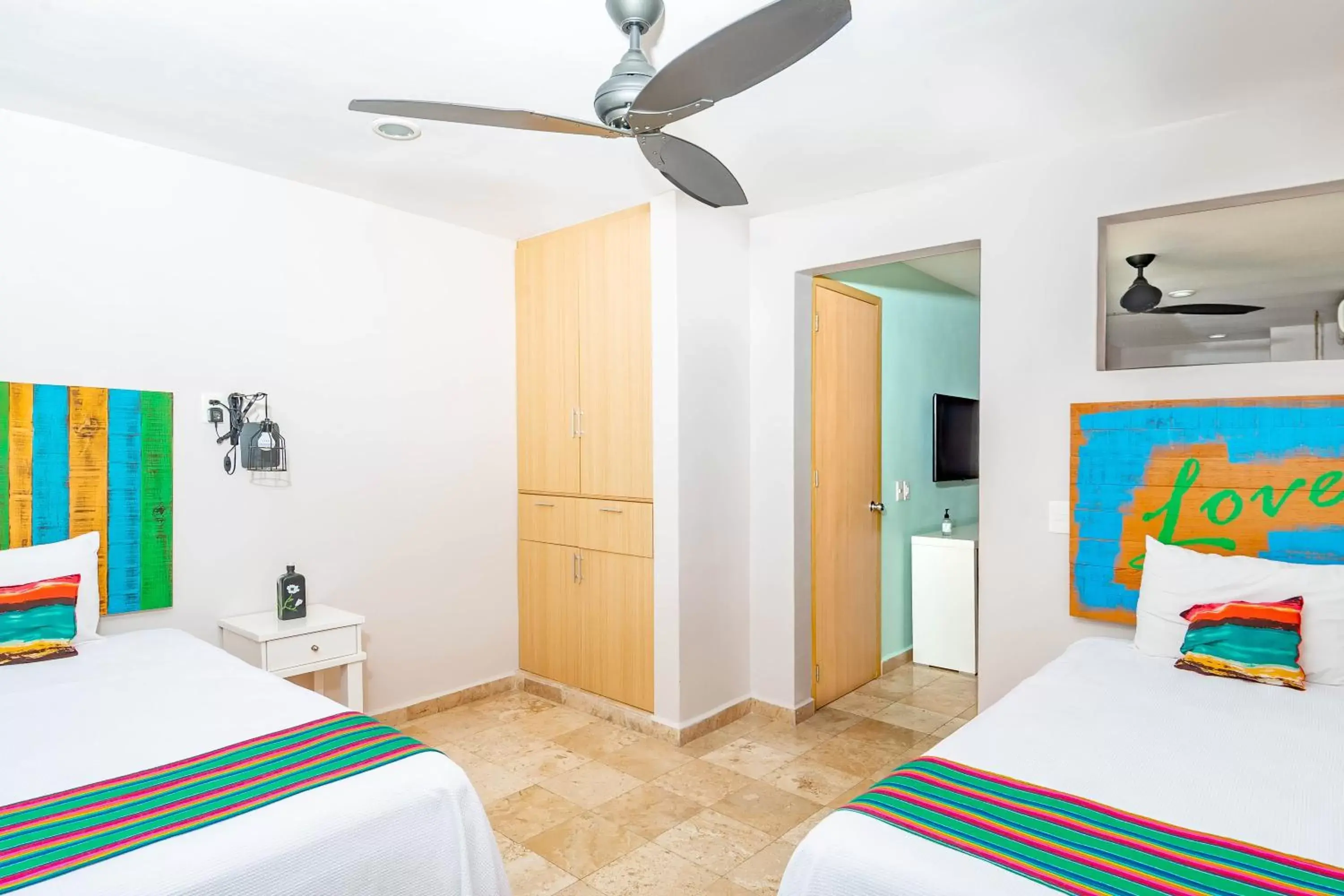 Family Suite in Hotel Boutique Rato 10 Family Suite in Hotel Boutique Rato 10