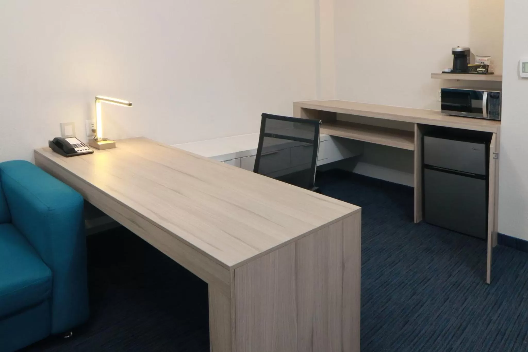 Photo of the whole room in Holiday Inn Express San Luis Potosí by IHG