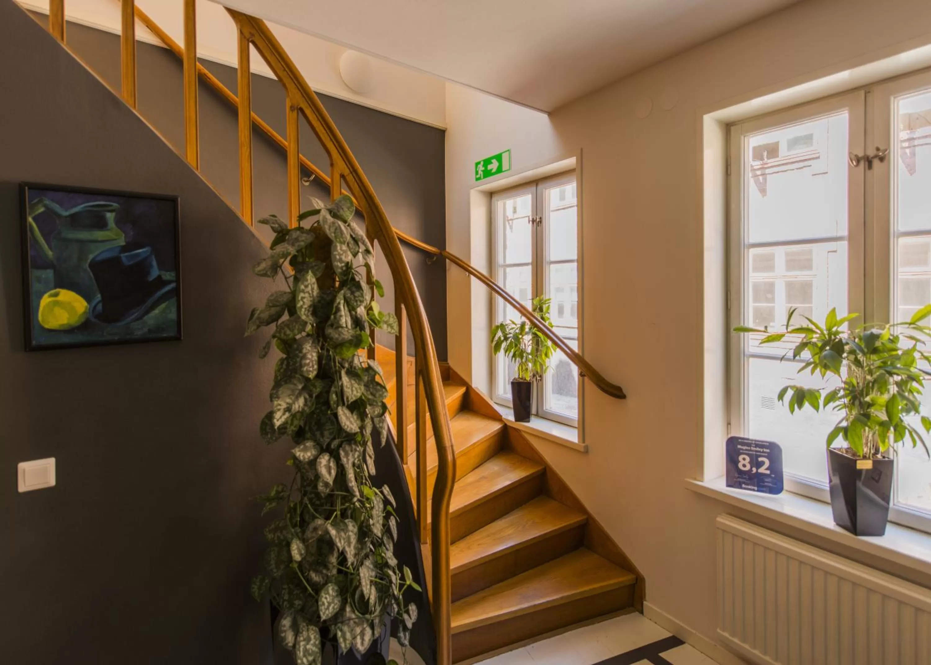 Decorative detail, Lobby/Reception in Magles Smiley Inn