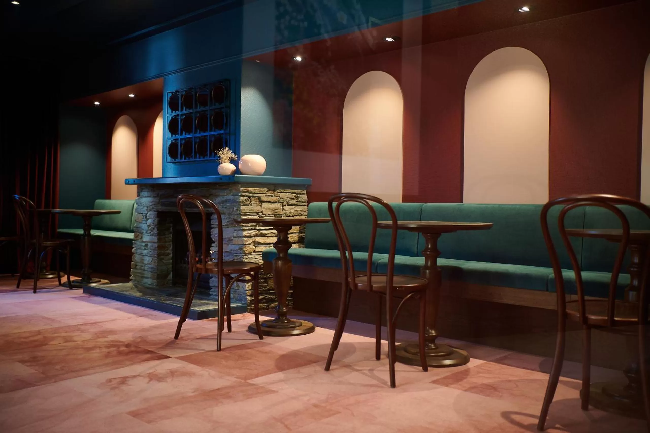 Lounge or bar in The Central Hotel Queenstown, A Naumi Chapter