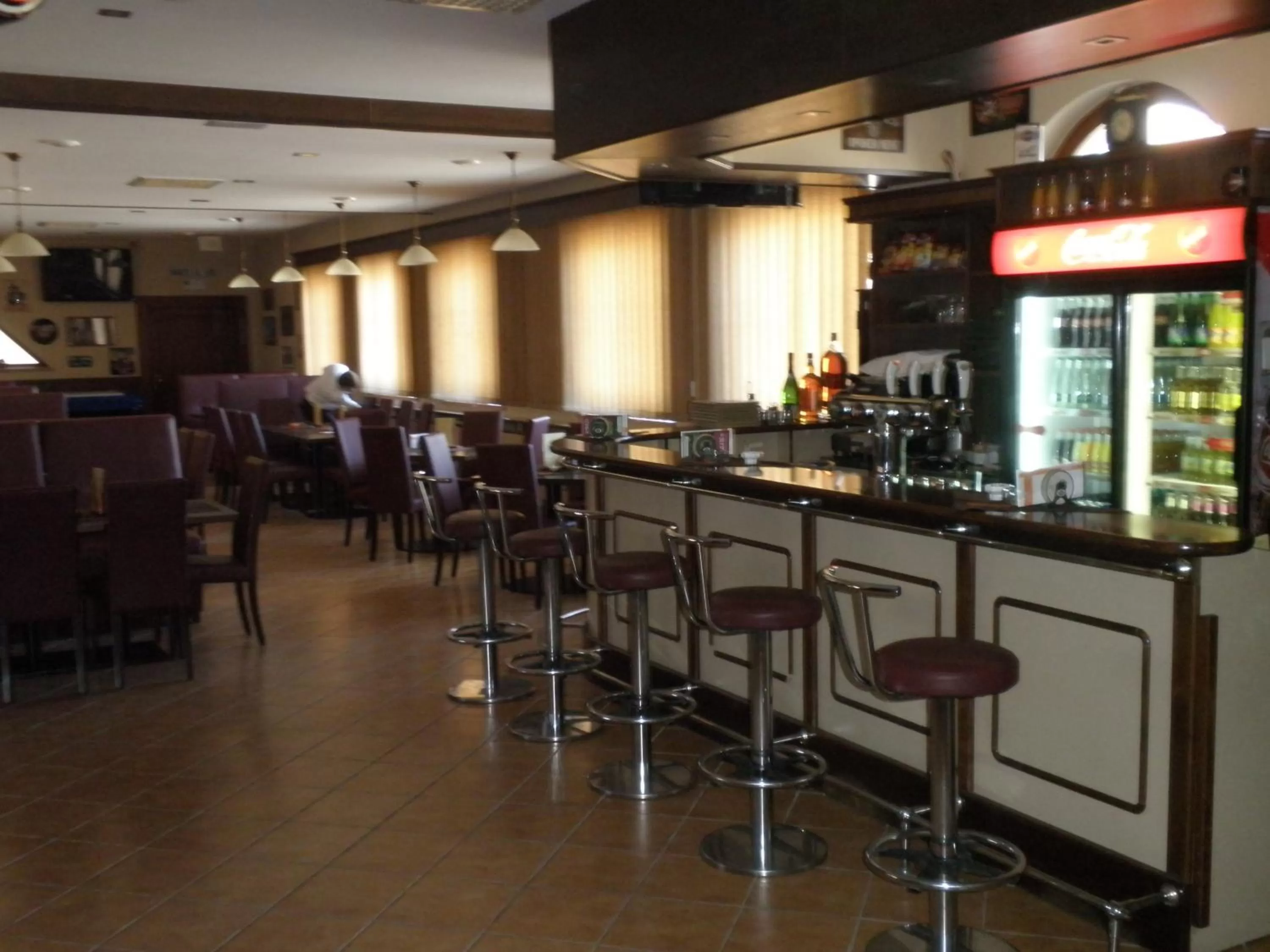 Restaurant/places to eat, Lounge/Bar in Hotel Le Café