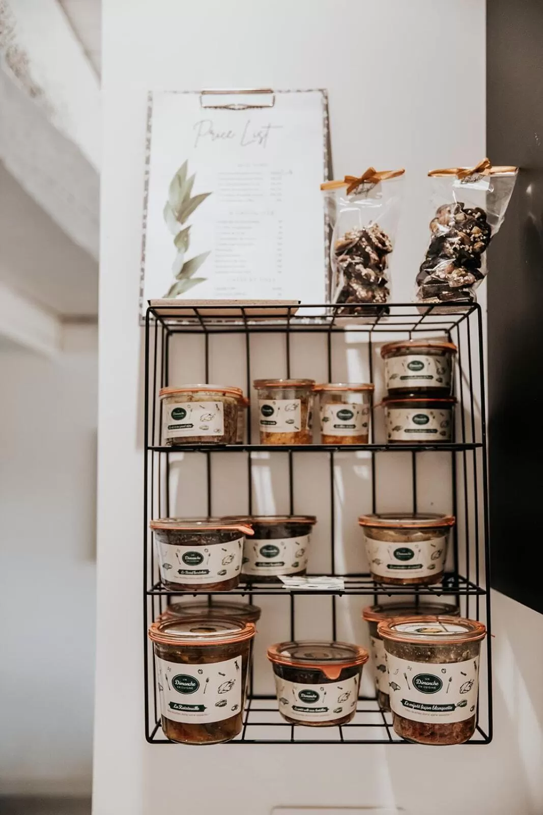 Food and drinks in Château La Grande Clotte