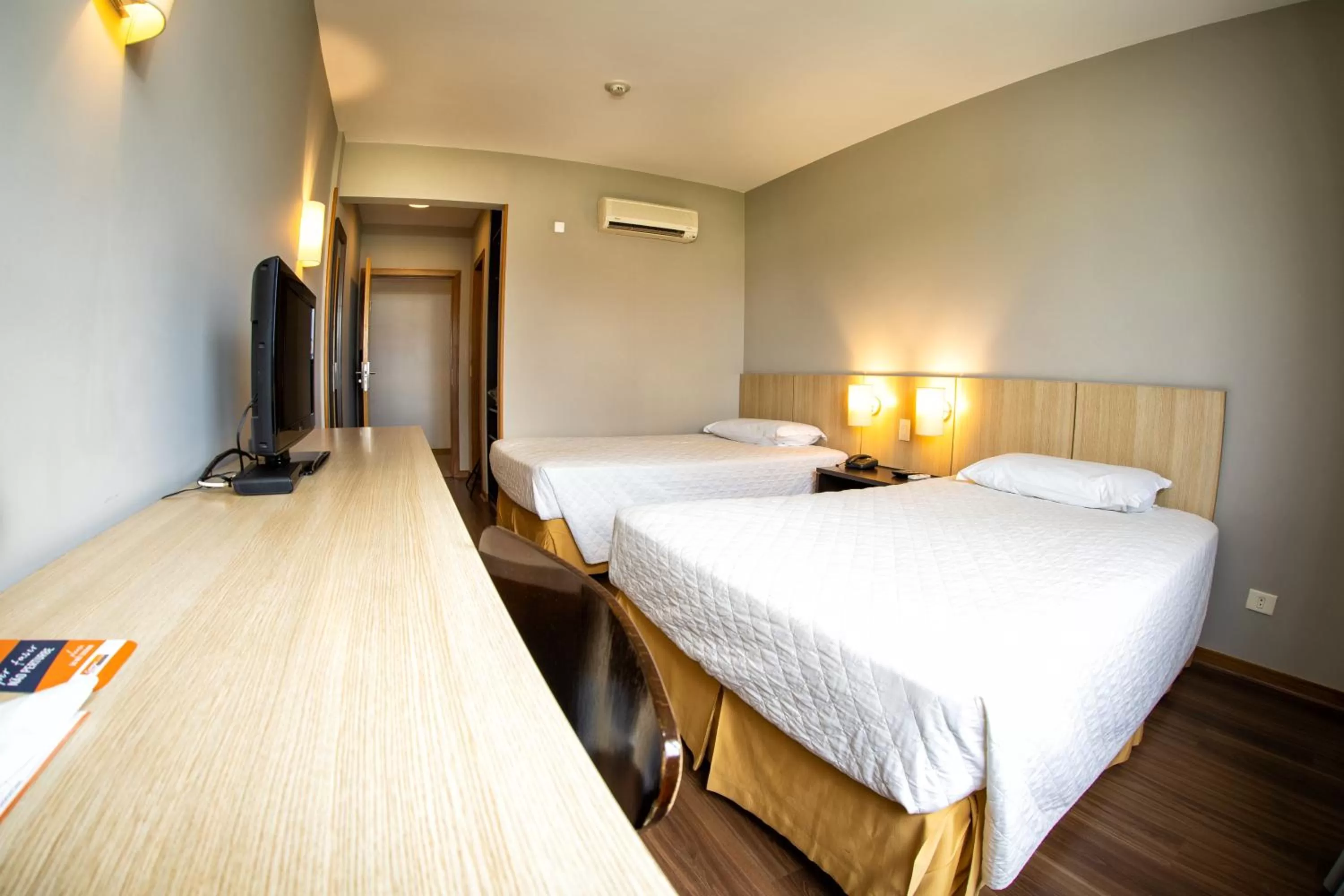 Bed in Hotel Campo Largo Express