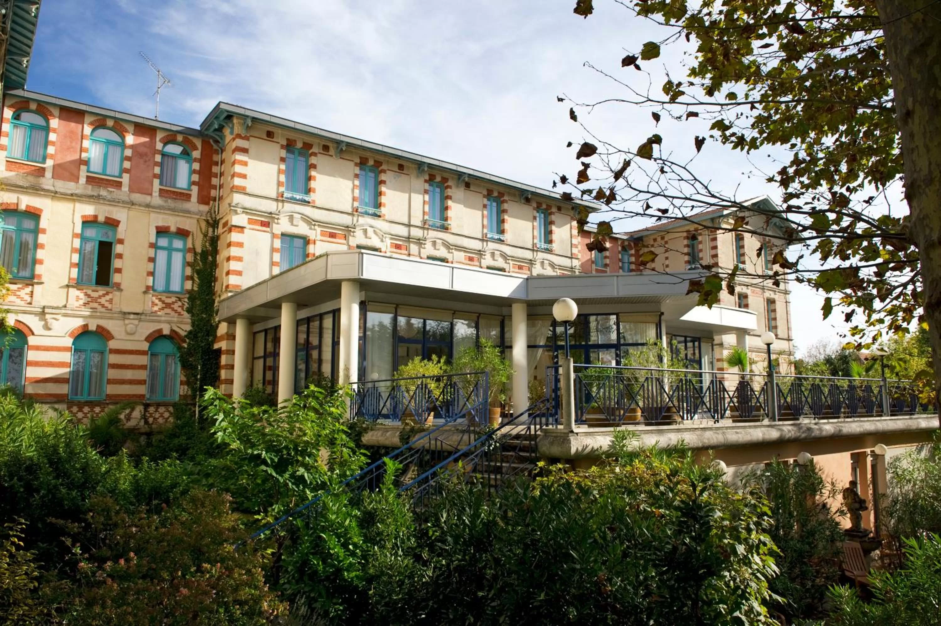 Patio in Résidence de Tourisme Vacances Bleues Villa Regina