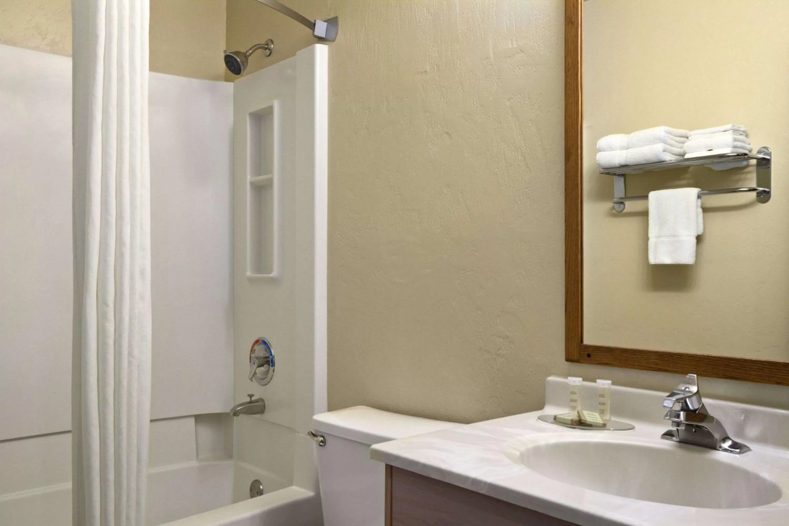 Bathroom in Super 8 by Wyndham Kennewick