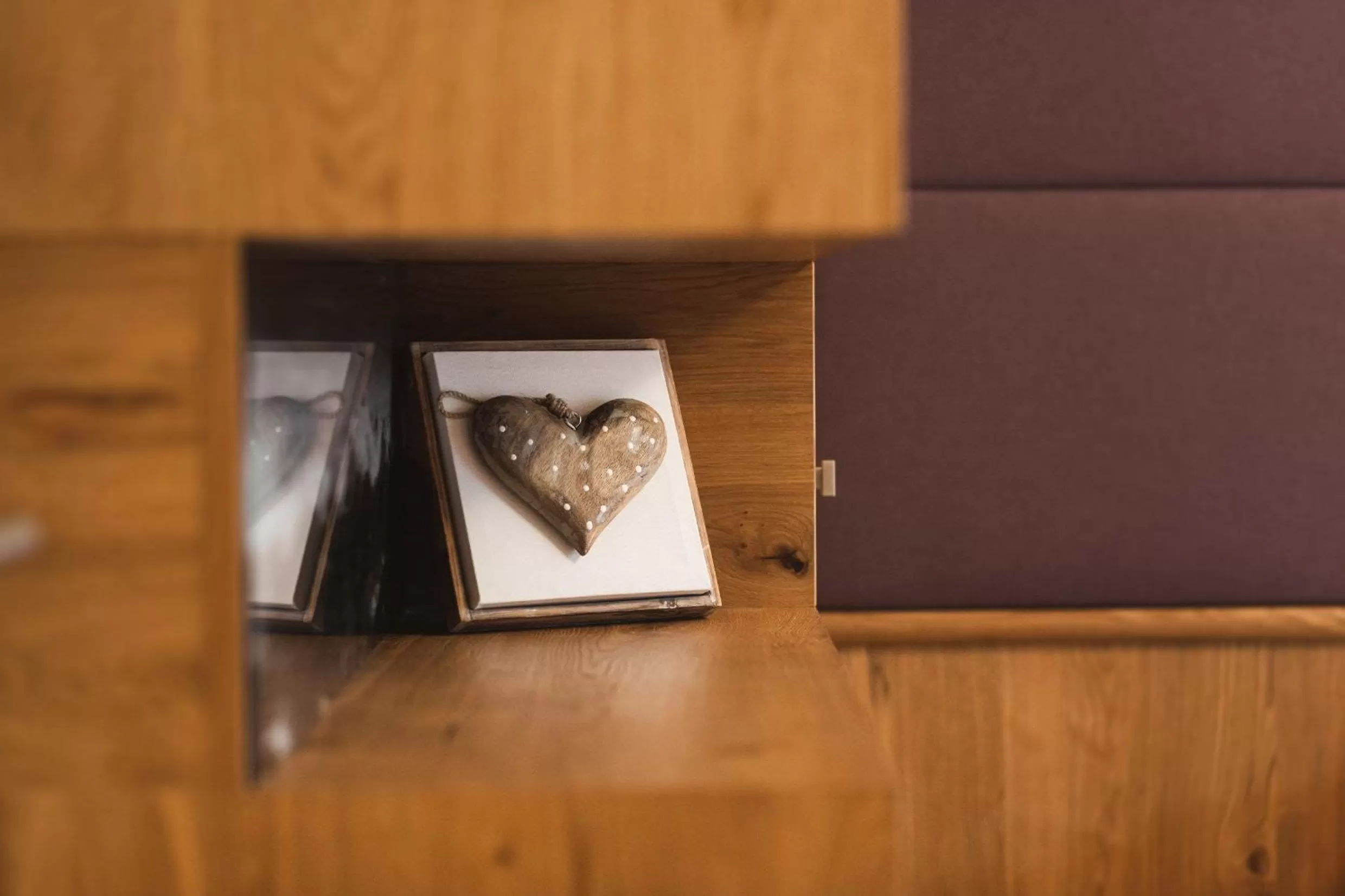 Photo of the whole room, TV/Entertainment Center in Hotel Enzian