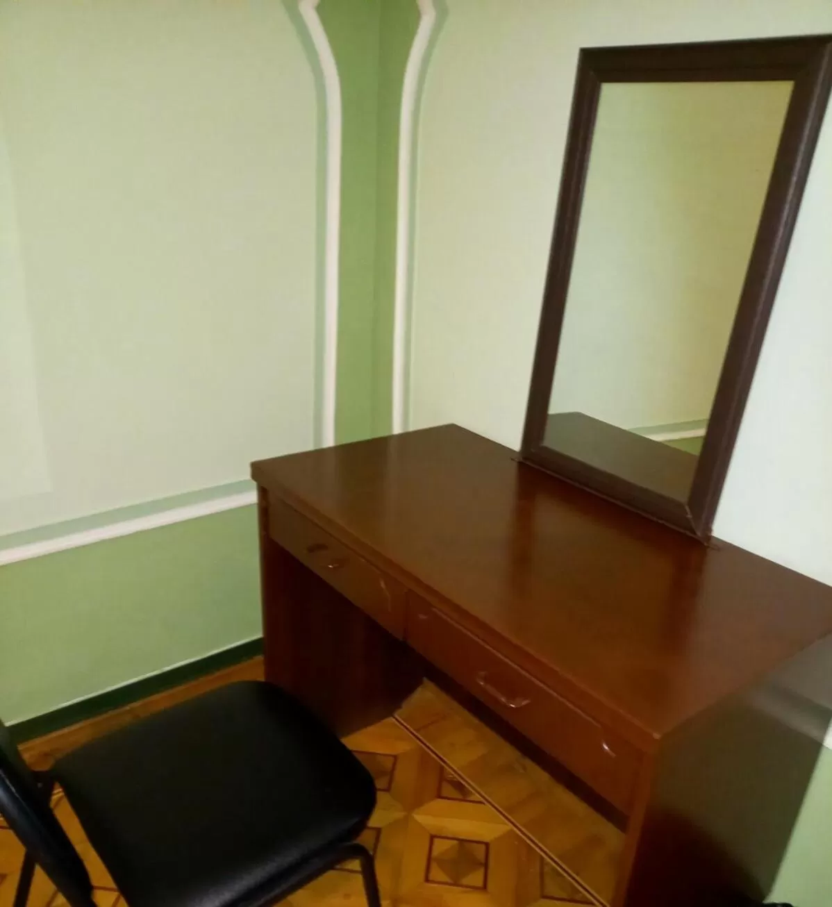 hair dresser, TV/Entertainment Center in Royal Boutique Hotel on Kievyan