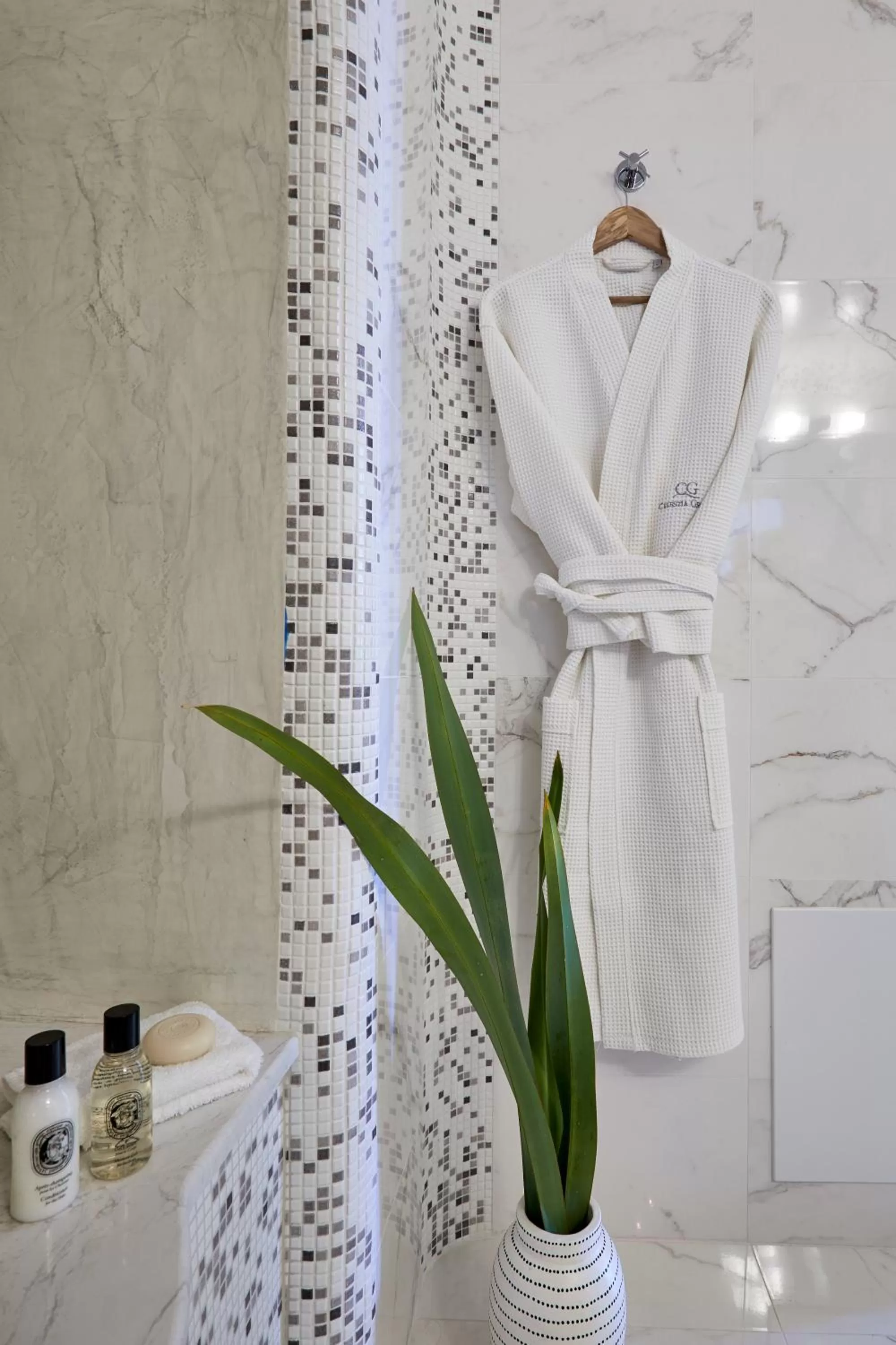 Time of day in Volcano View by Caldera Collection